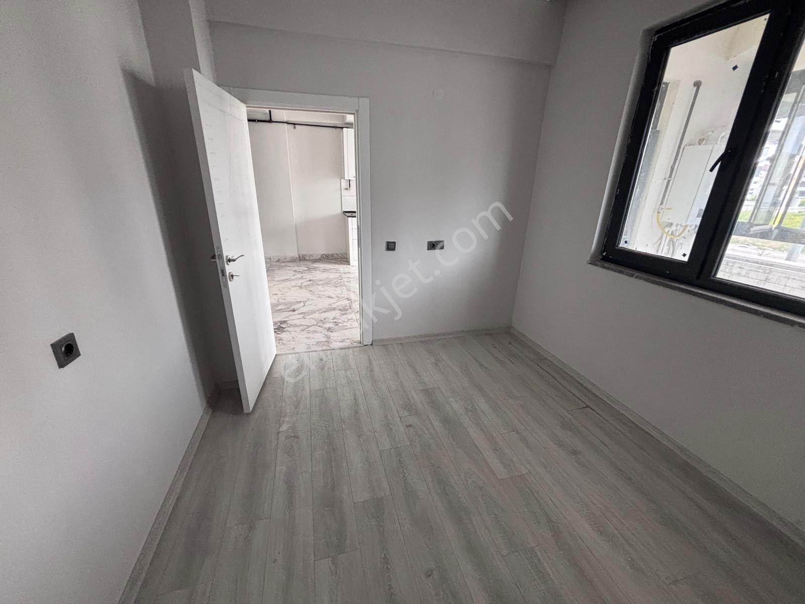 Çorum Özejder Sosyal Bilimler Lisesi Yanında Kiralık 2+0 Daire - Görsel 7
