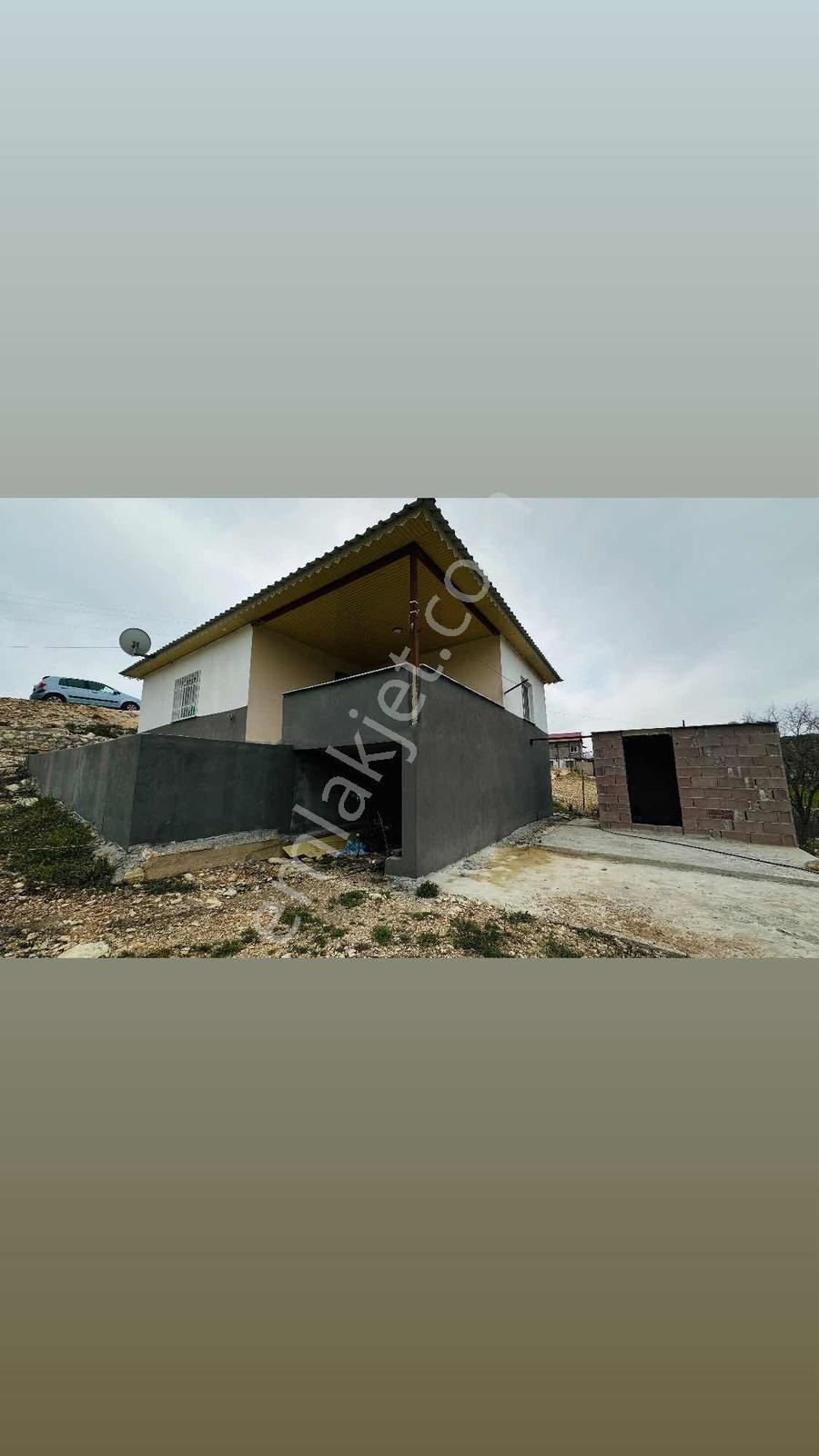 Silifke Çaltıbozkır Mah 80 Müstakil Ev 603 M2 Arsa İçinde - Görsel 11