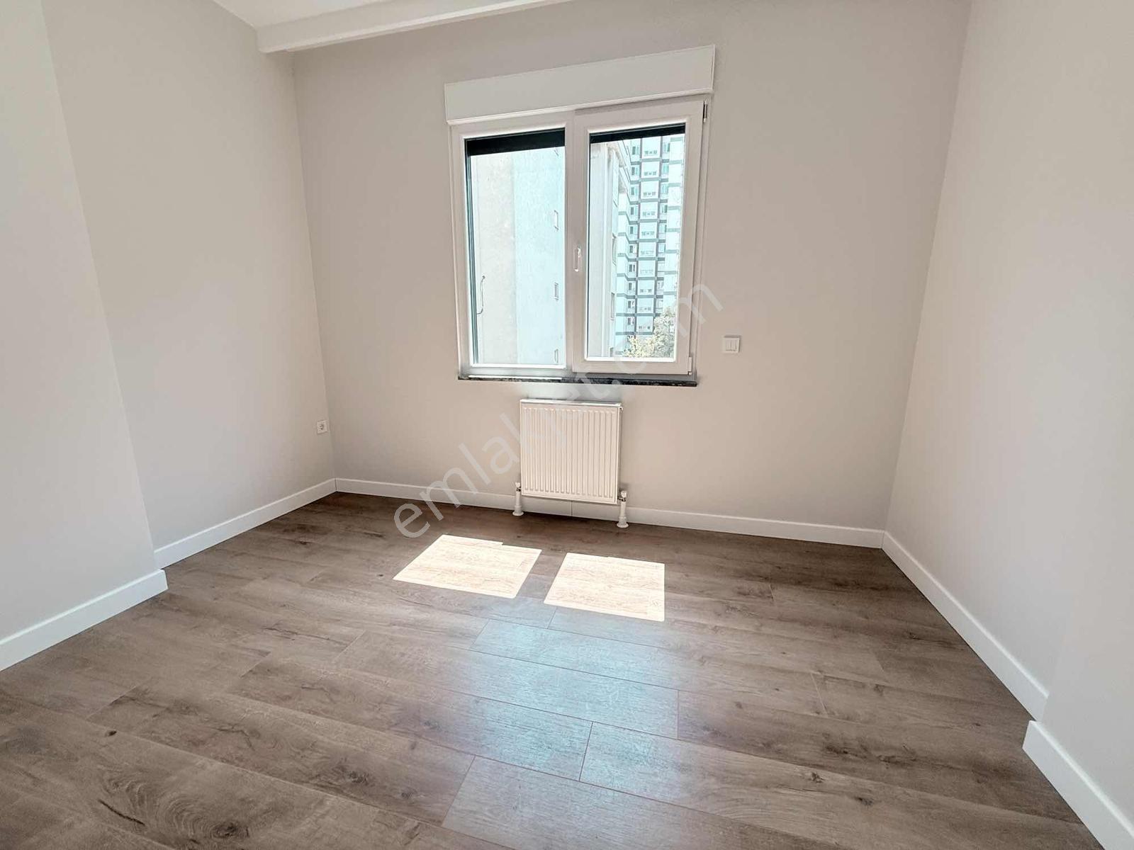 Caddebostan'da Sahile Yakın Satılık 3+1 Daire Balkon E.banyo - Görsel 31