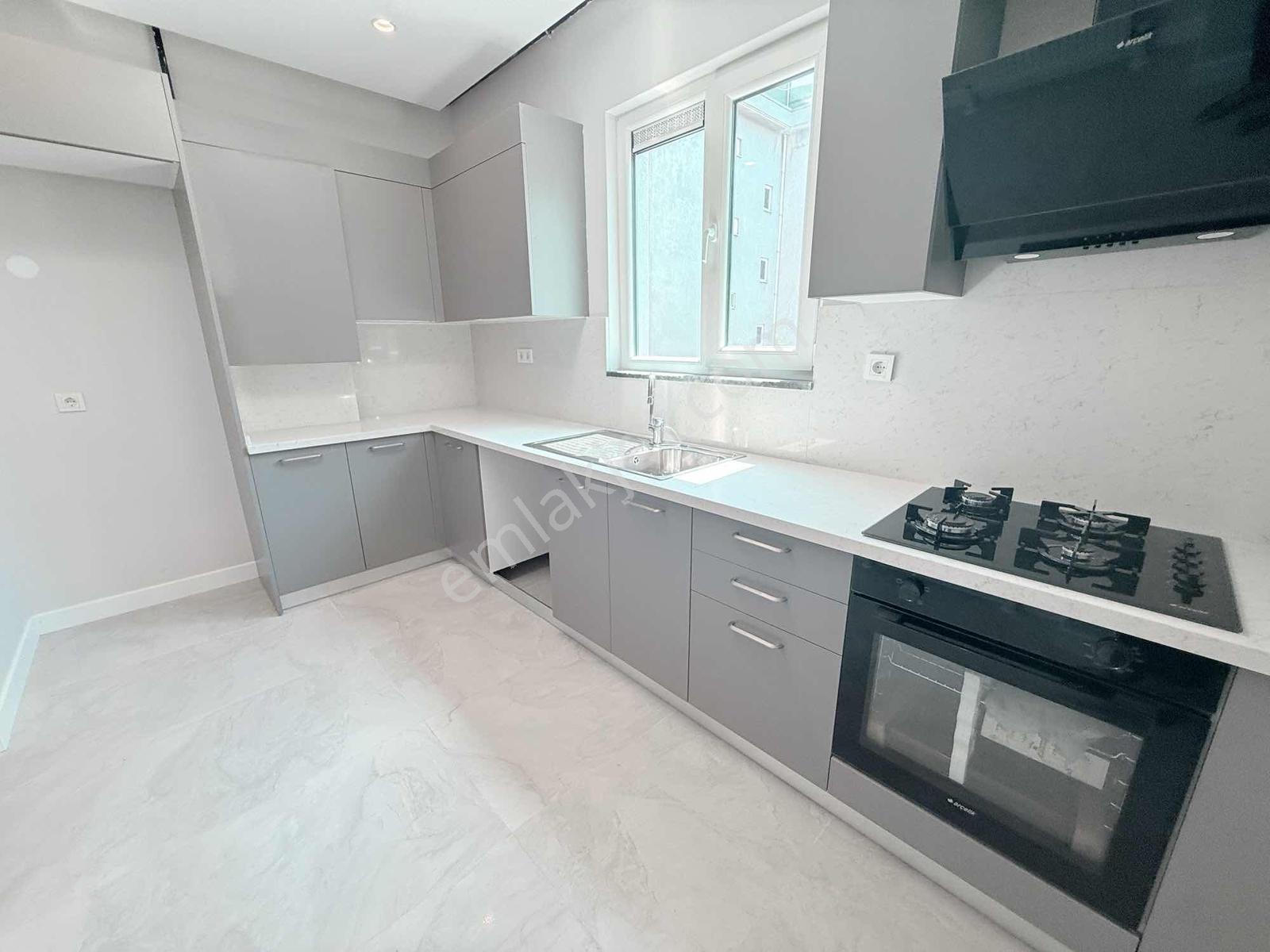 Caddebostan'da Sahile Yakın Satılık 3+1 Daire Balkon E.banyo - Görsel 21