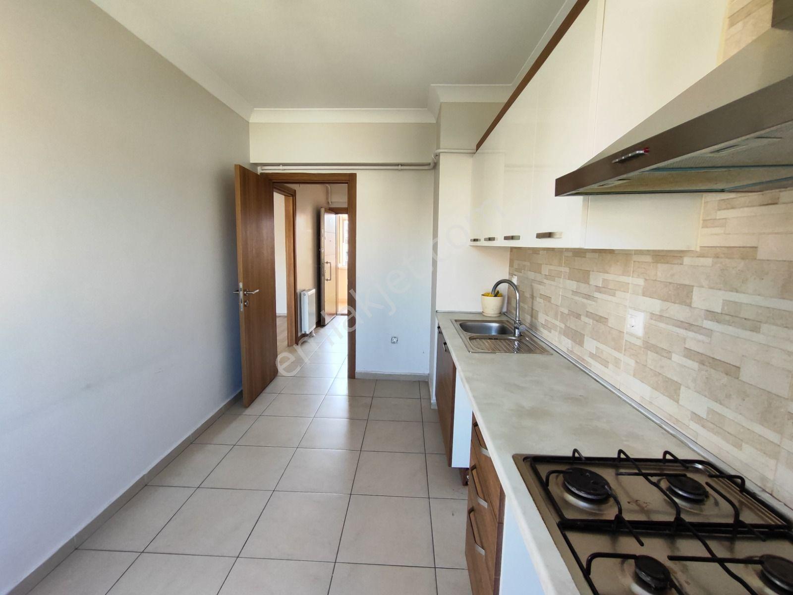 Turyap Palastan Evimiz Kocaeli Sitesi 2+1 Ayrı Mutfak Daire - Görsel 9