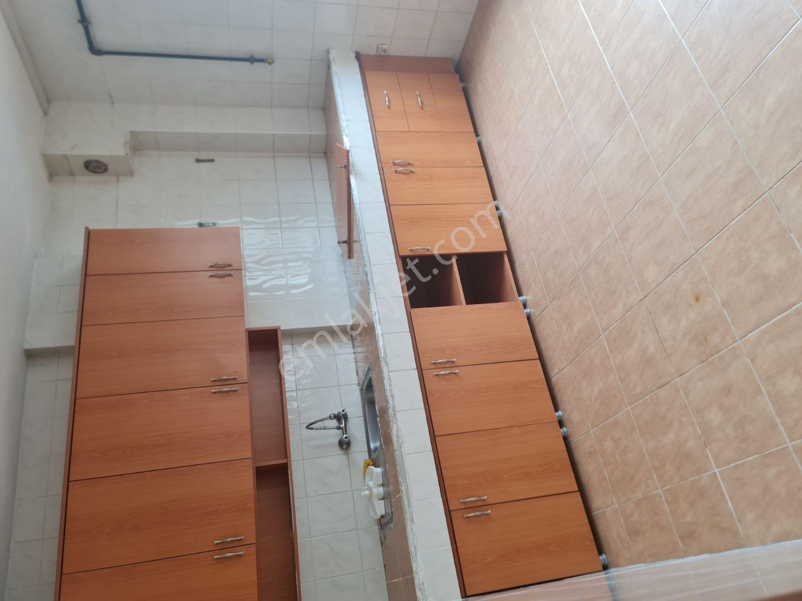 Demokrasi Caddesi Üzerinde 2+1 Kiralık Daire - Görsel 5