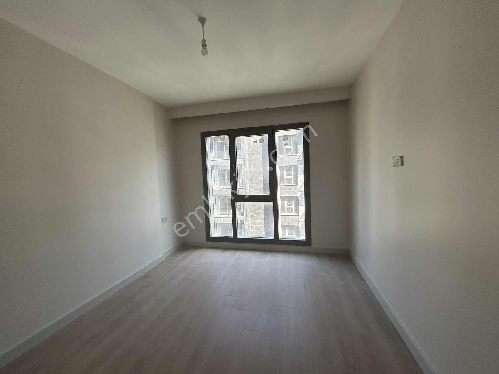 Empire Beylikdüzü E/5 Beykent Metrobüs Durağında Kiralık 1+1 - Görsel 16