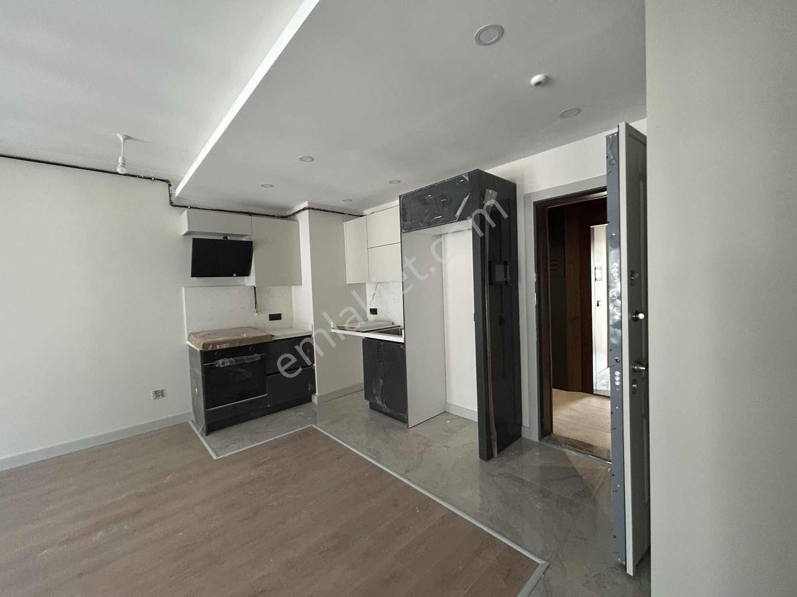 Empire Beylikdüzü E/5 Beykent Metrobüs Durağında Kiralık 1+1 - Görsel 13