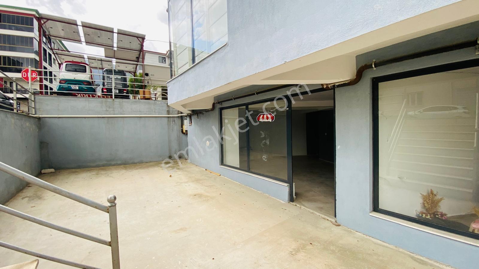 Arevtürk'den Bağbaşı'nda Satılık 40 M2 İş Yeri - Görsel 2