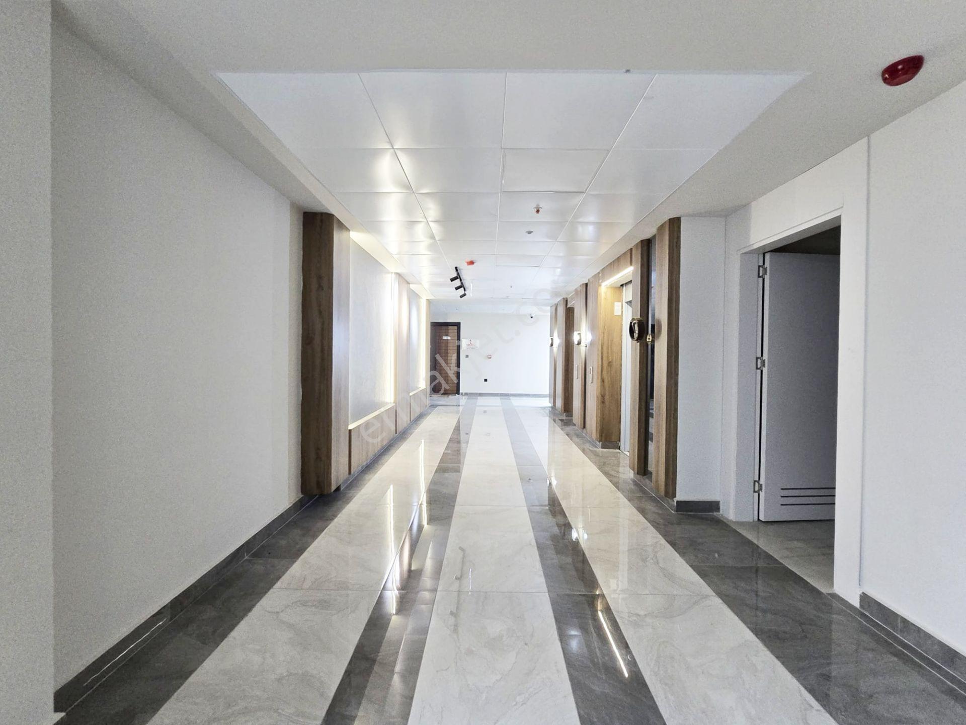 Kiza İş Merkezin'de Yeni Proje'de Full Ofis Ekipmanlı Lüks Ofis Büro - Görsel 16