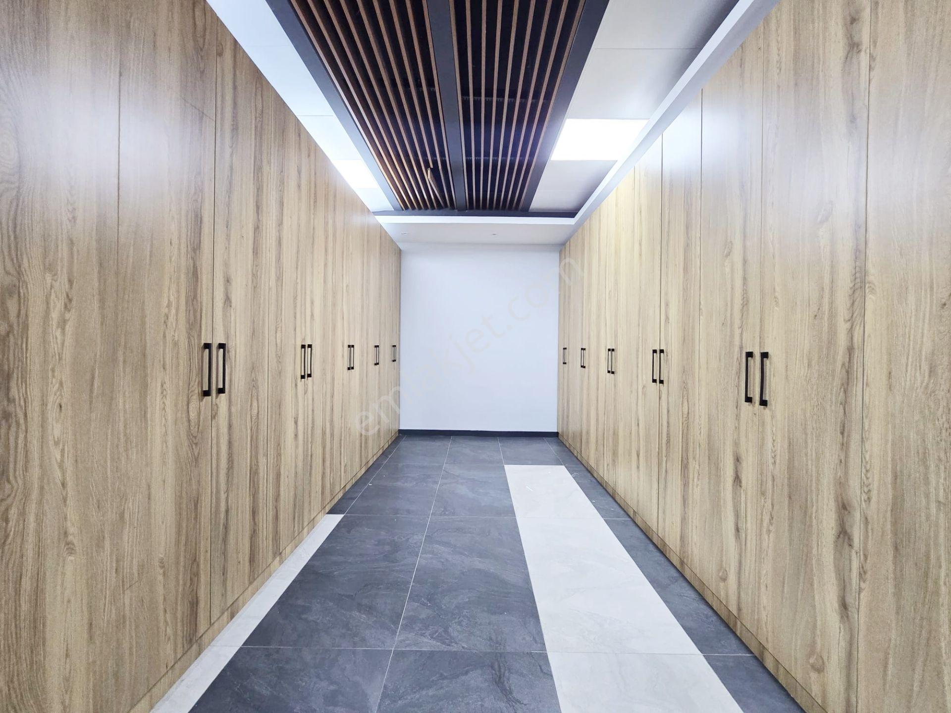 Kiza İş Merkezin'de Yeni Proje'de Full Ofis Ekipmanlı Lüks Ofis Büro - Görsel 11