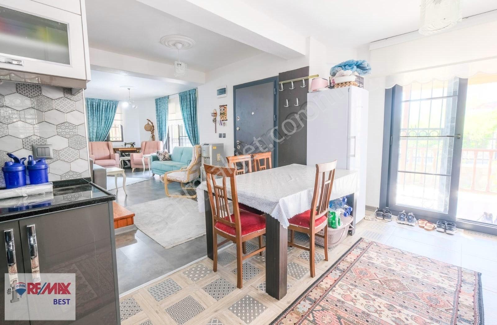 4 Urla Çeşmealtı Güvendik Mah. 3+1müstakil Bahçeli Satılık Villa - Görsel 4