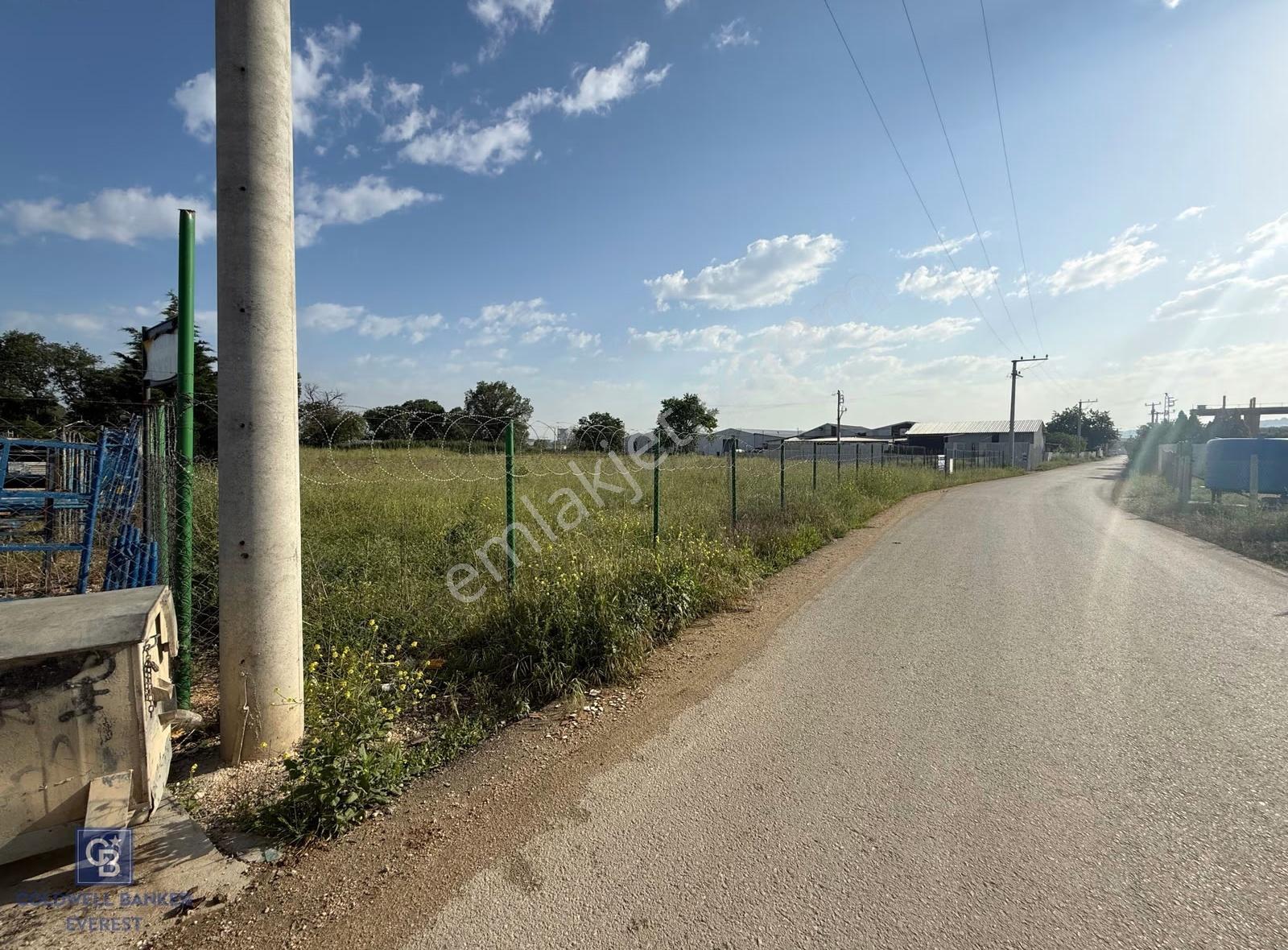 Alaaddinbeyde Niltim Yanında Kiralık Köşe Parsel Ticari Arazi - Görsel 3