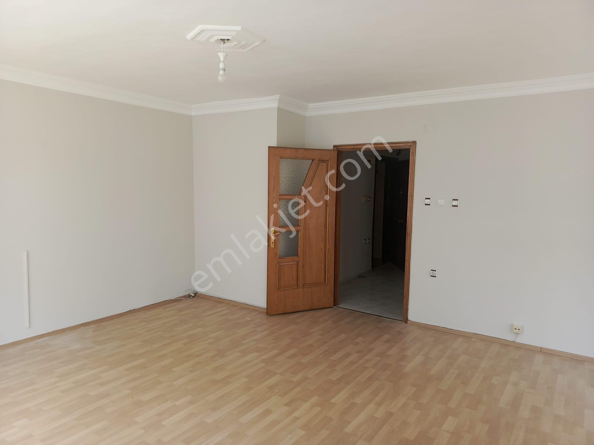 Remax Mid'den Atatürk Mah. Kiralık 3+1 Daire - Görsel 12