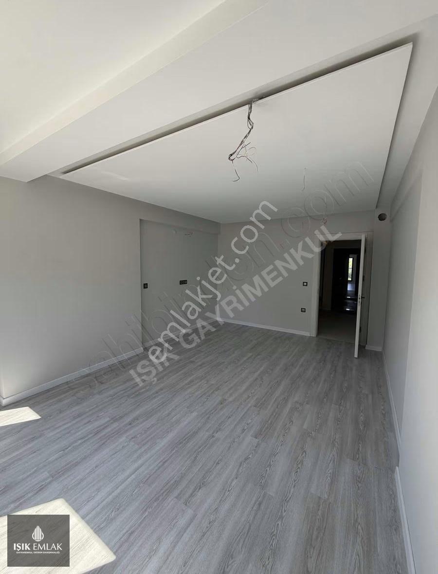 Işık Gayrimenkul'den Satılık Fatih Mh. Lux Havuzlu 0 2+1 Daire - Görsel 2