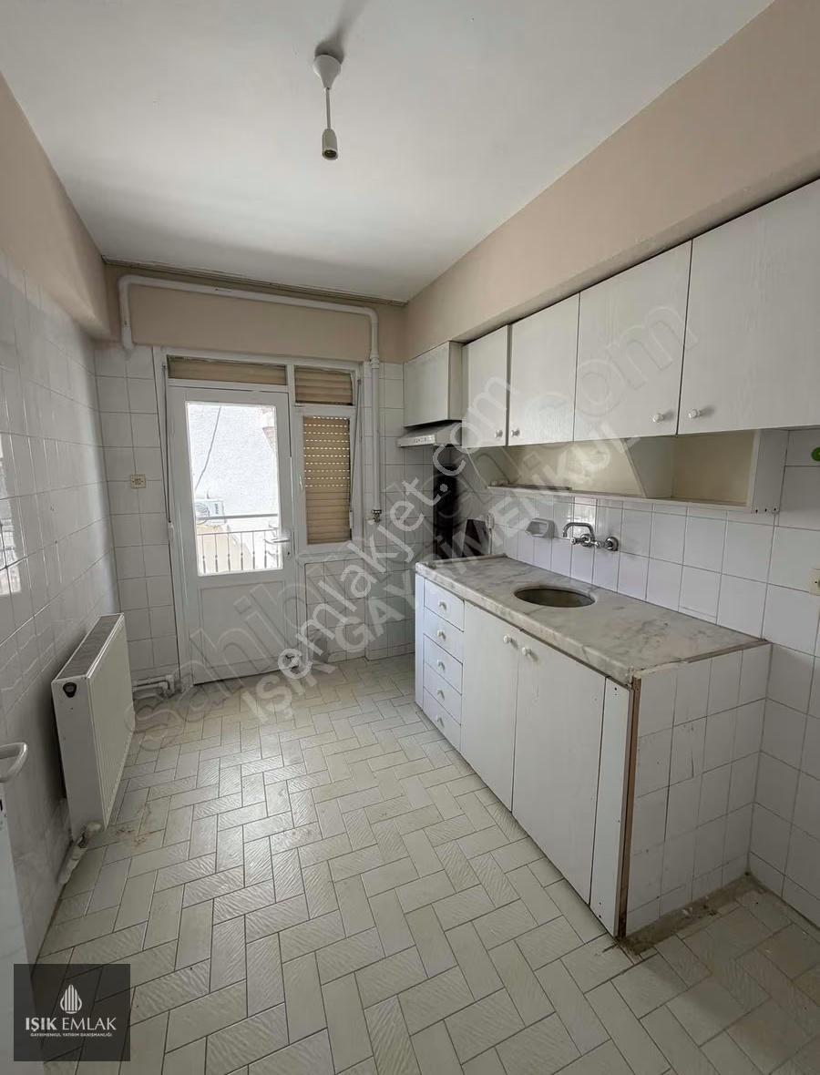 Işık Gayrimenkul'den Kiralık Hürriyet Mh. 2+1 Daire - Görsel 10