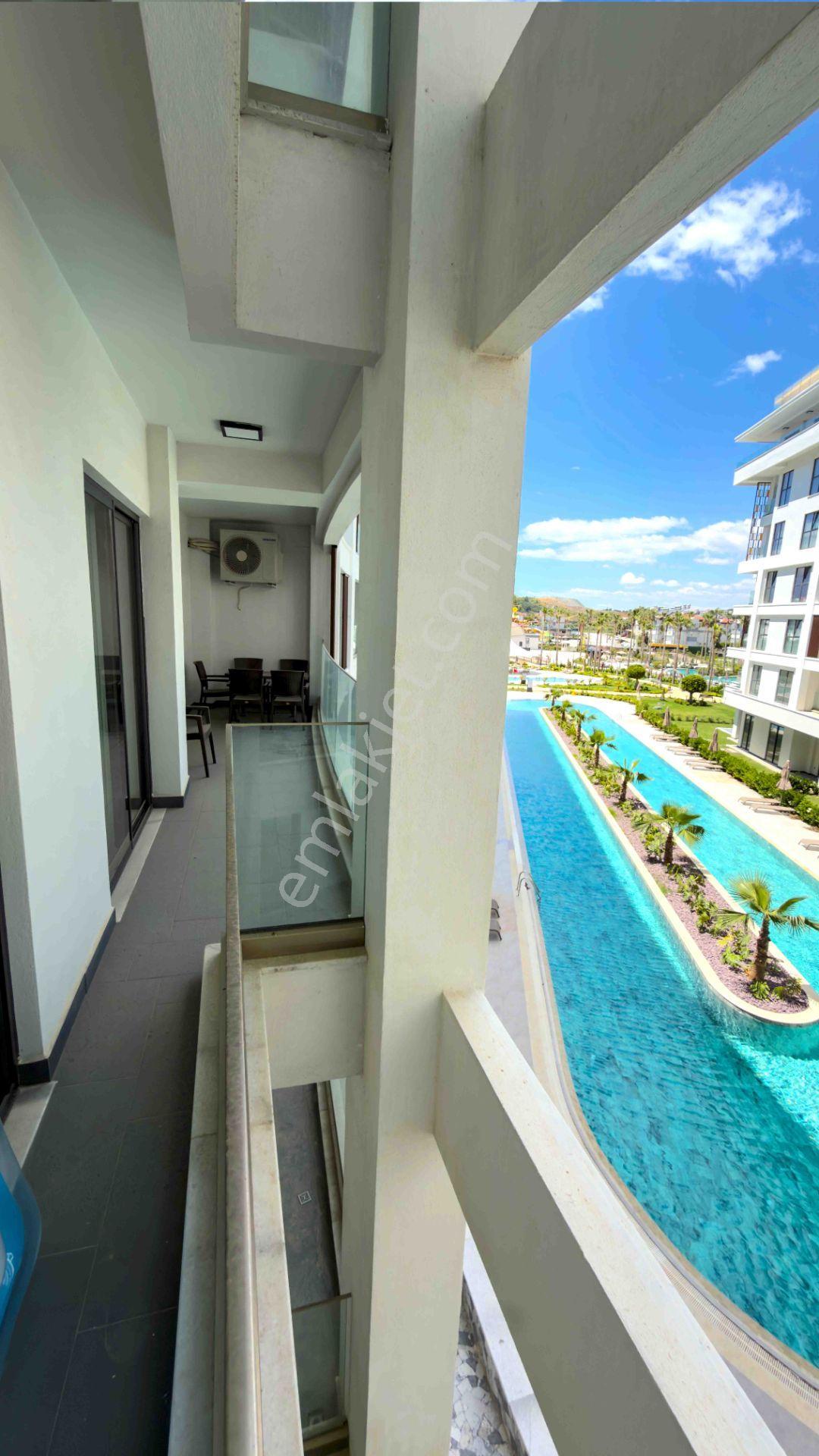 Fırsat Azura World Sitesi Hotel Konsept Full Aktivite Eşyalı - Görsel 11
