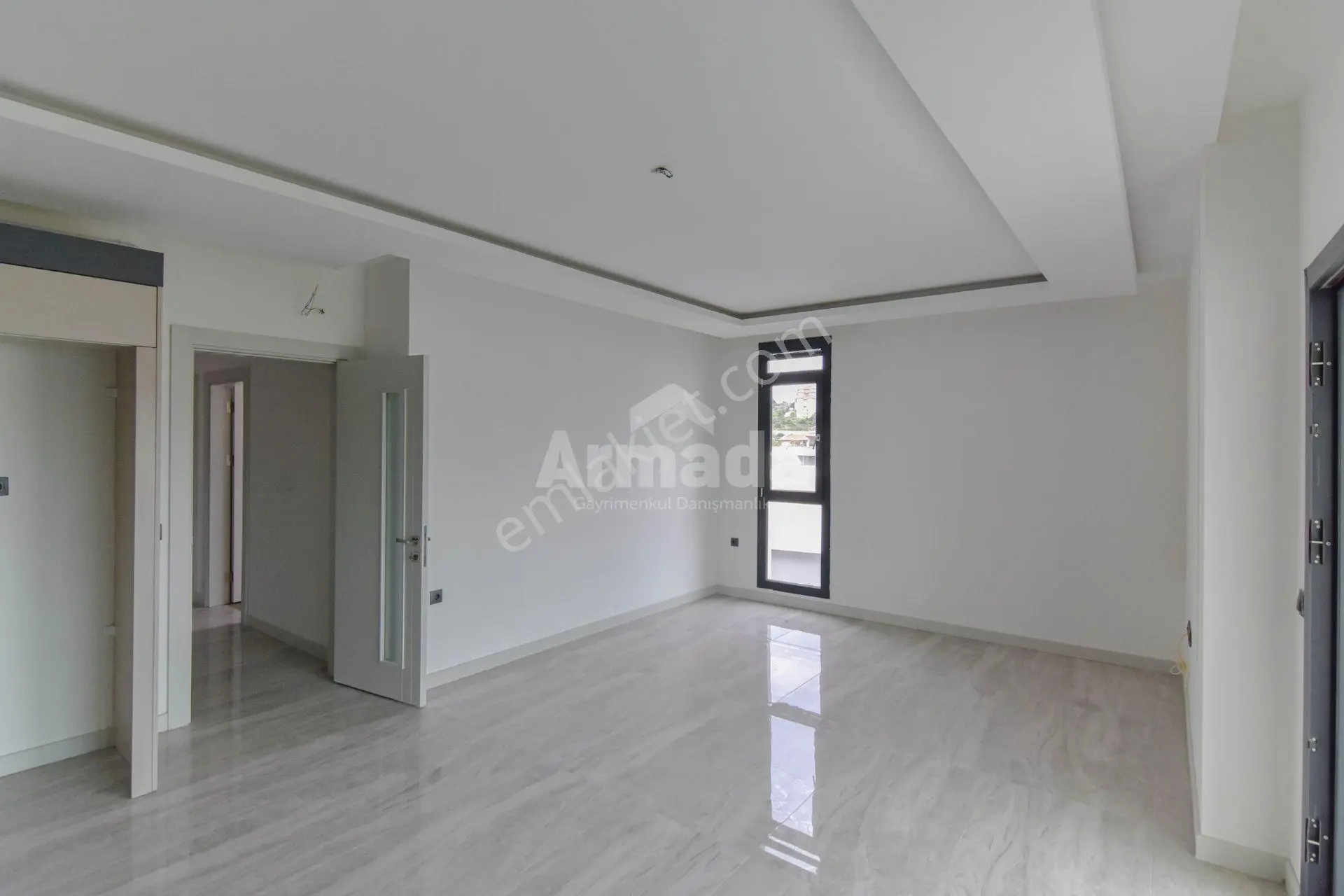 Kuşadası'nda Gelişen Bölgede Yeni 2+1 Satılık Daire - Görsel 3