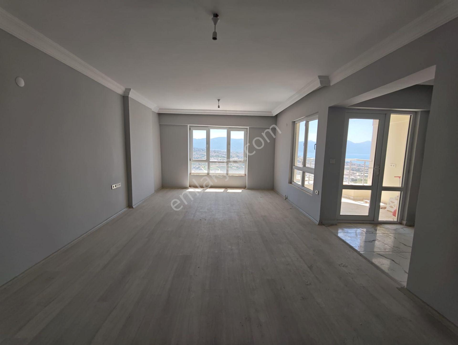 Kuşadası Uydukent Sitesinde Full Deniz Manzaralı Daire İster Misiniz? - Görsel 4