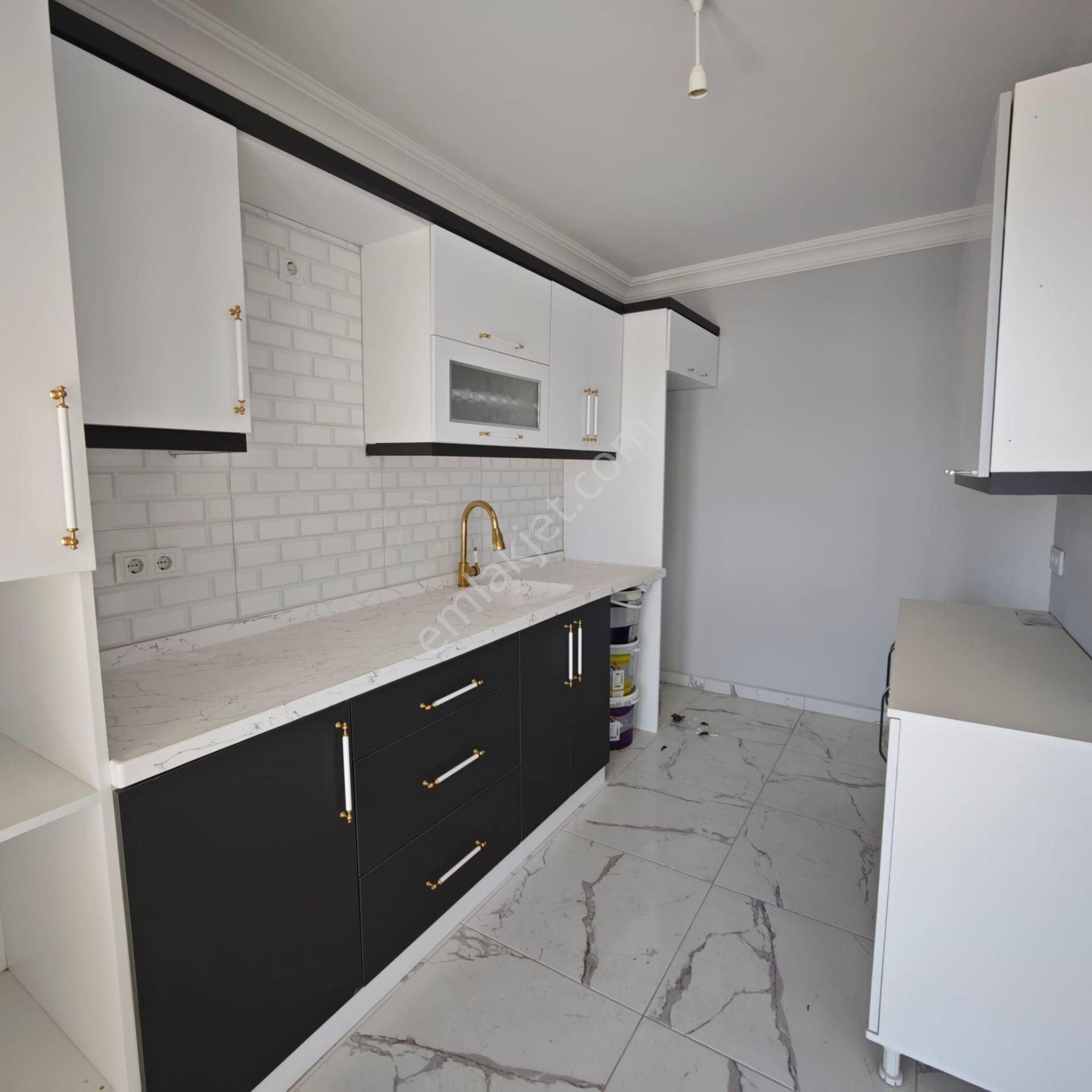 Kuşadası Uydukent Sitesinde Full Deniz Manzaralı Daire İster Misiniz? - Görsel 11