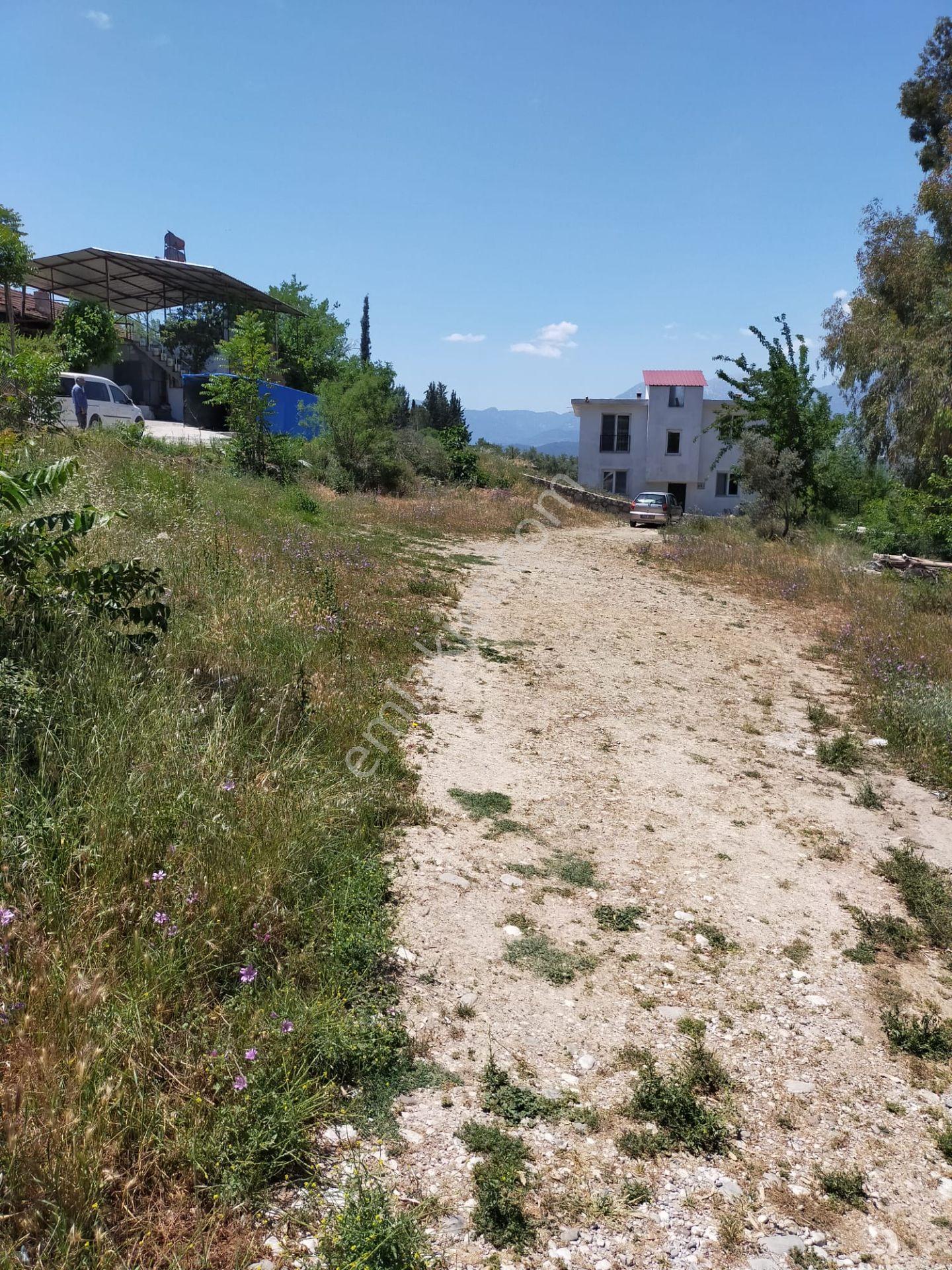 Stop’tan Girmeler Saklıkent Yolu Üzeri 500m² İmarlı Arsa - Görsel 2