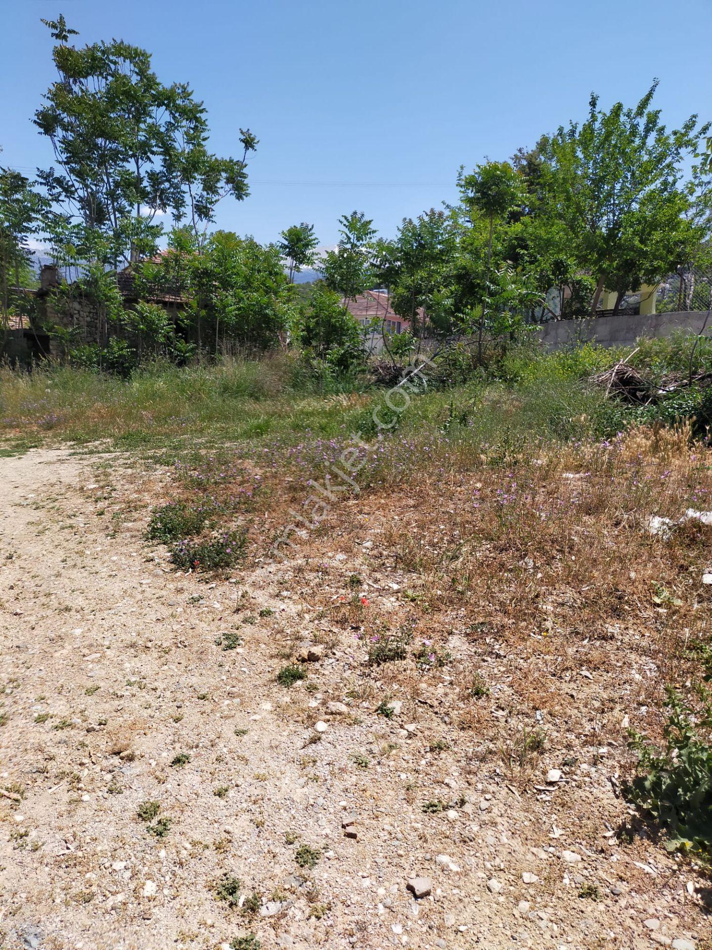 Stop’tan Girmeler Saklıkent Yolu Üzeri 500m² İmarlı Arsa - Görsel 4