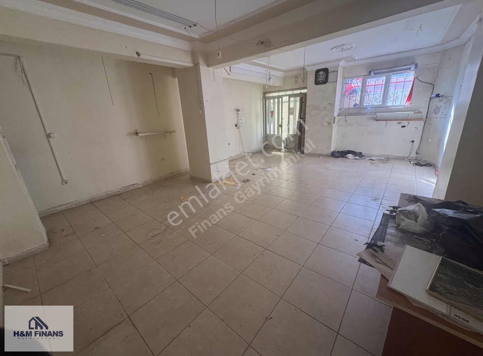 Çekmeköy Şahinbey Caddesinde 70 M2 Prestijli Kiralık Magaza - Görsel 3