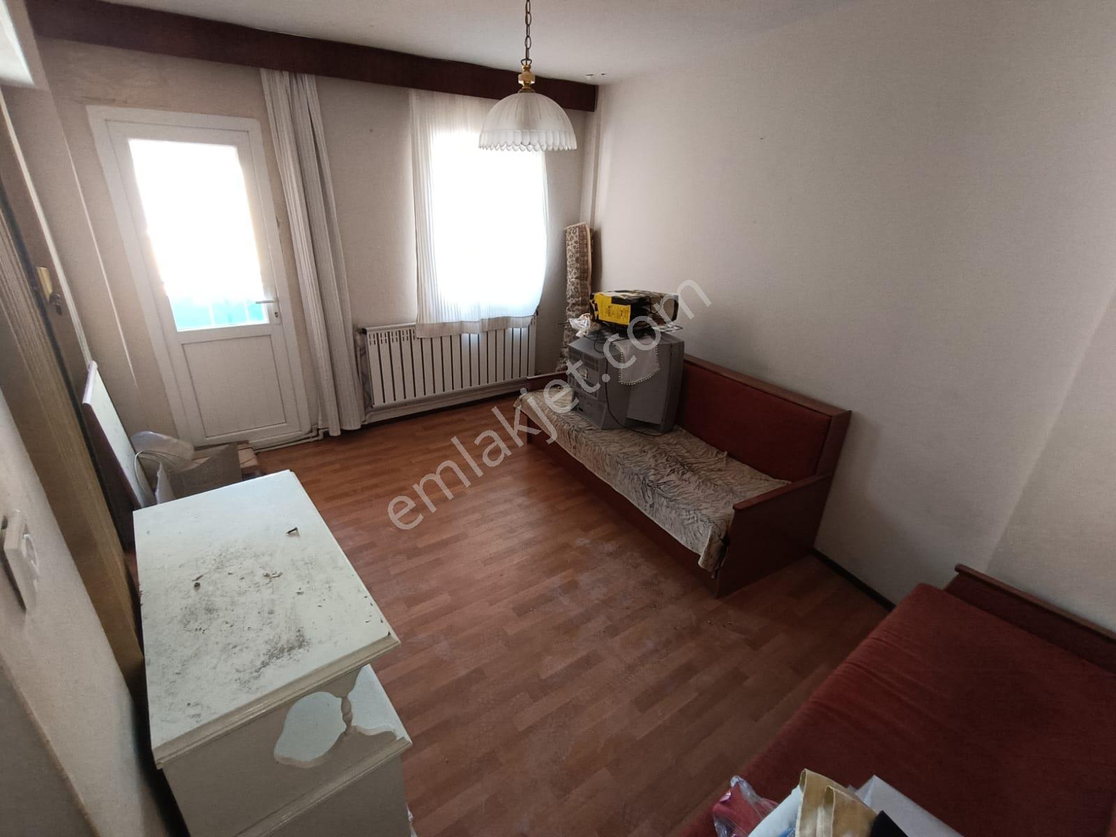 Gözde Gayrimenkul'den Maksem Meydanda Kiralık Daire - Görsel 6