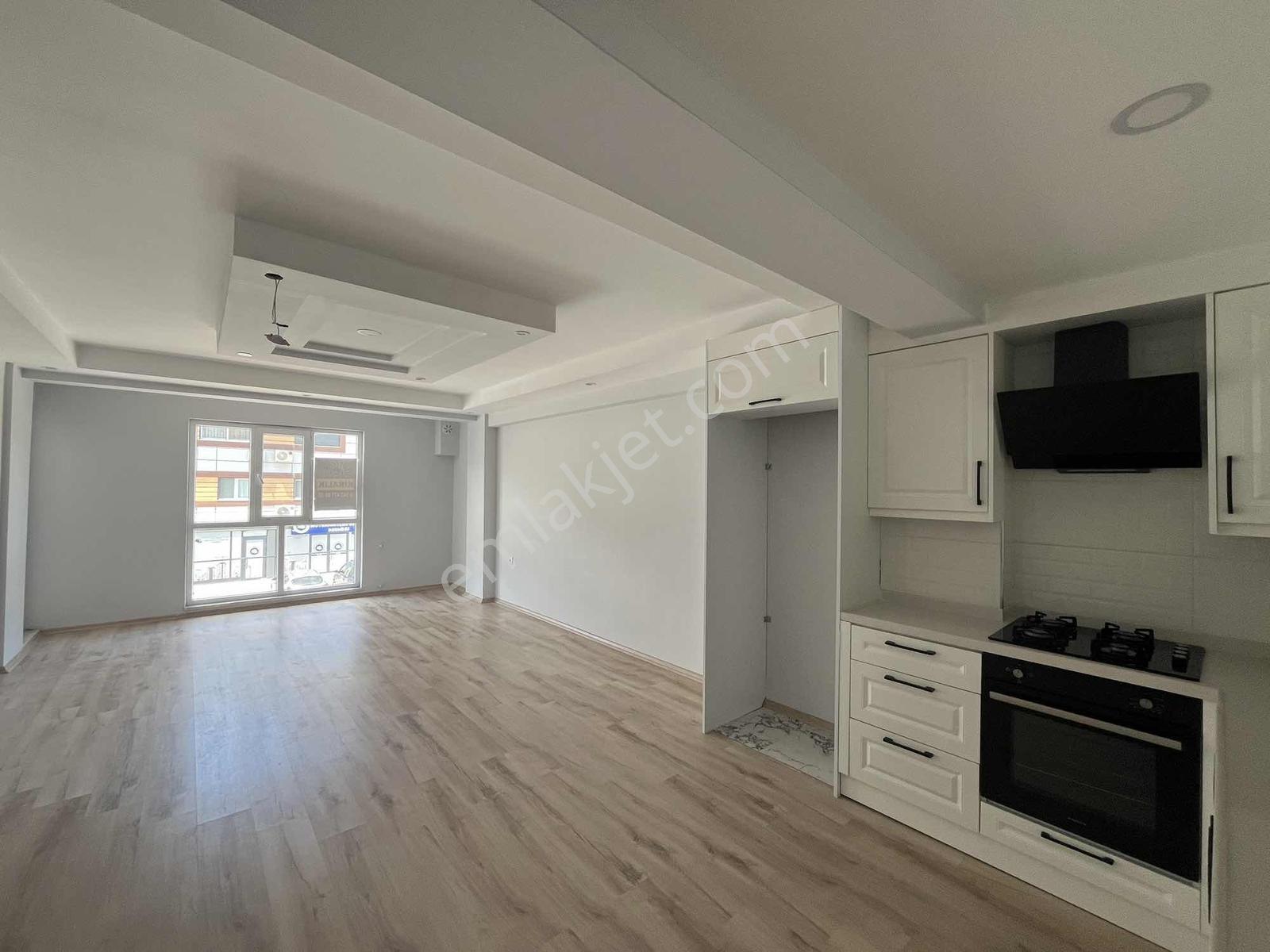 Lavınıa'dan Ebeveyn Banyolu Kiralık Daire - Görsel 17