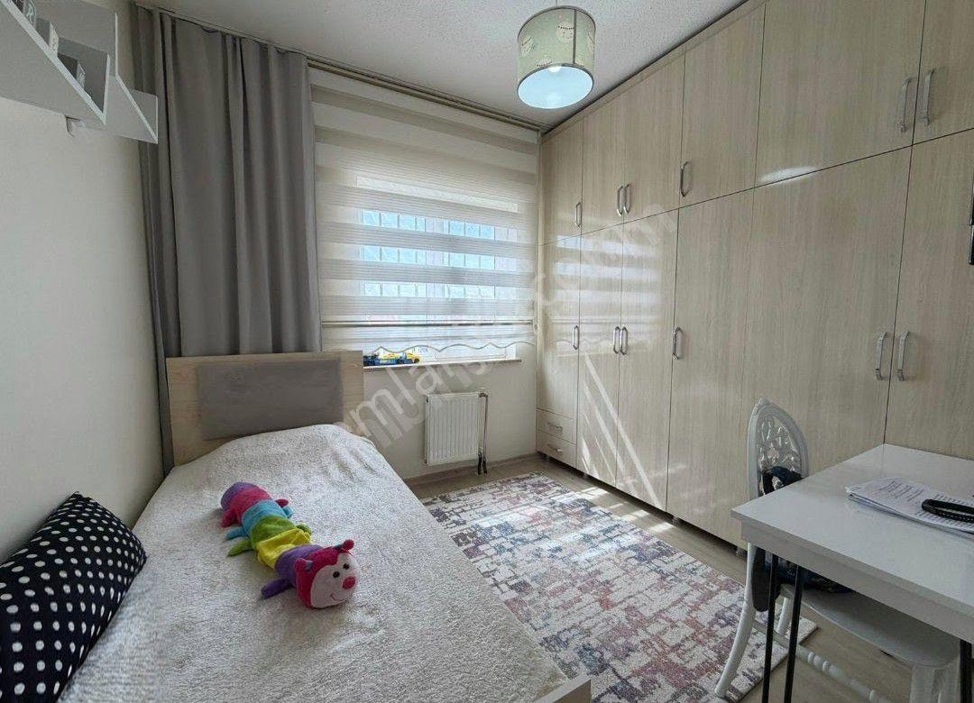 Hızlı21 Gayrimenkul'den Acill Satılık Daire - Görsel 3