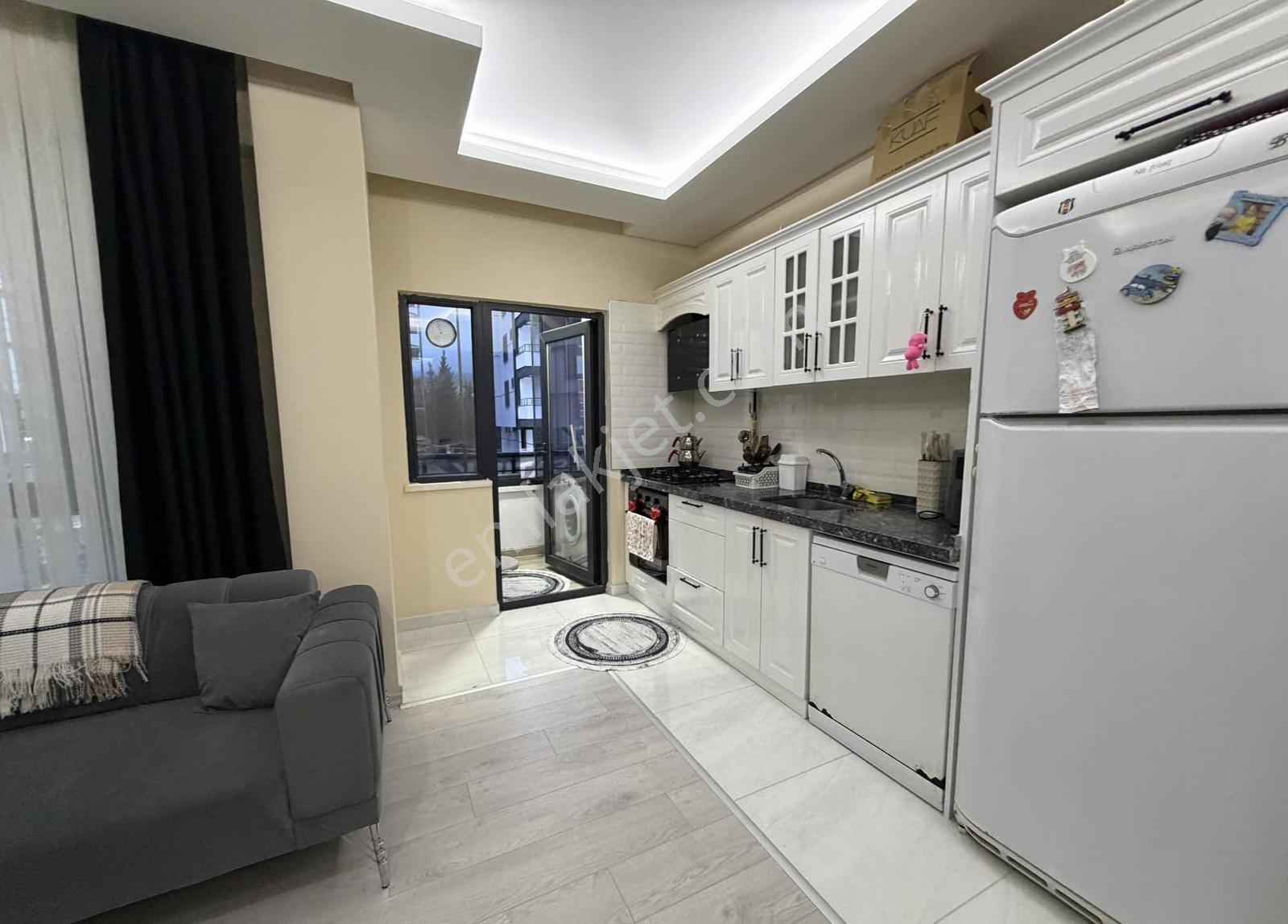Pelitköyde 2+1 Salon Mutfak Bir Hazır Kiracılı Yatırımlık Daire - Görsel 19