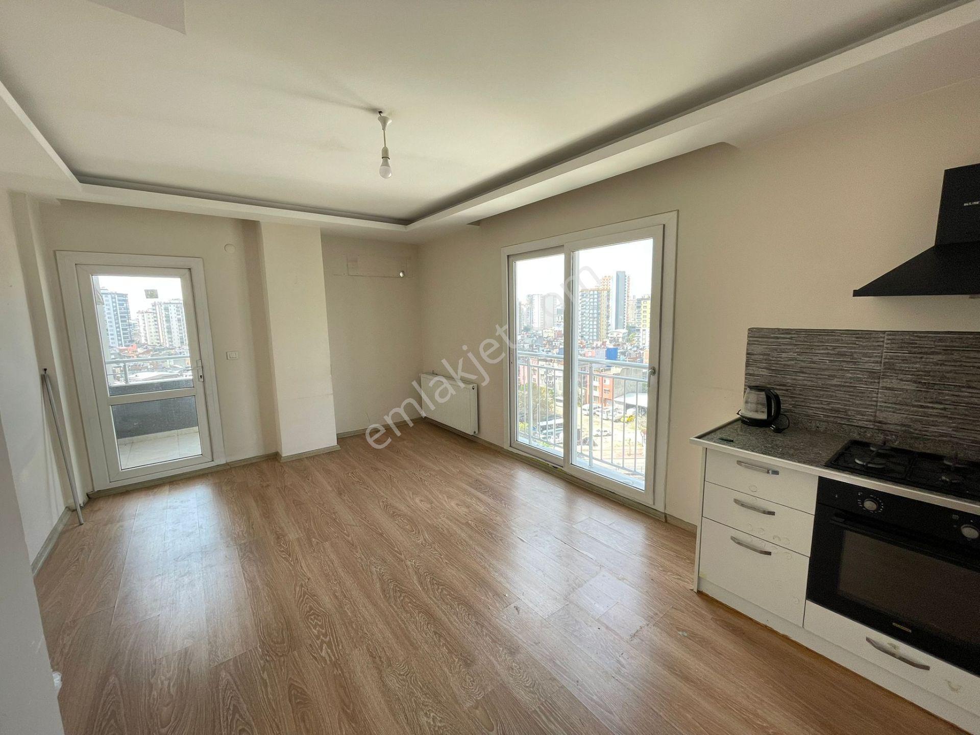 Mavi Bulvar Groseri Market Civarı 3+1 Kombili Daire - Görsel 21