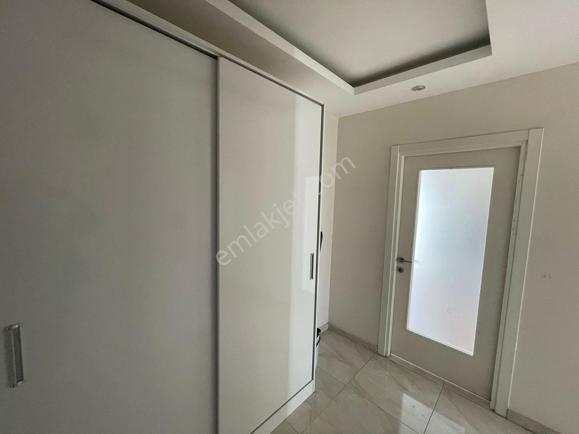 Mavi Bulvar Groseri Market Civarı 3+1 Kombili Daire - Görsel 10