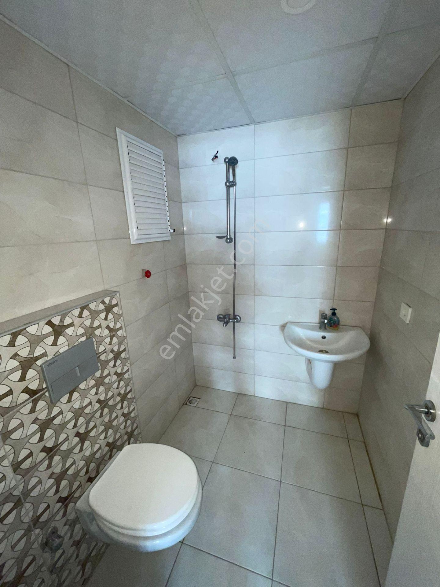 Mavi Bulvar Groseri Market Civarı 3+1 Kombili Daire - Görsel 12
