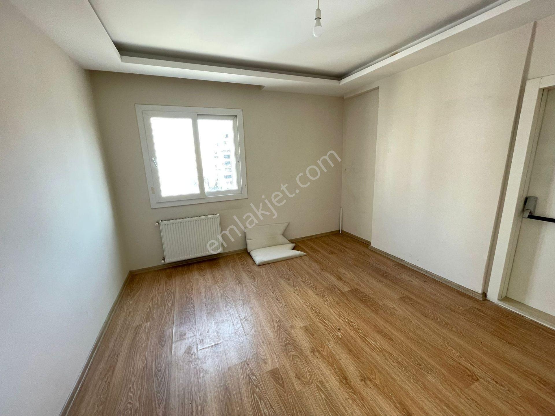Mavi Bulvar Groseri Market Civarı 3+1 Kombili Daire - Görsel 16