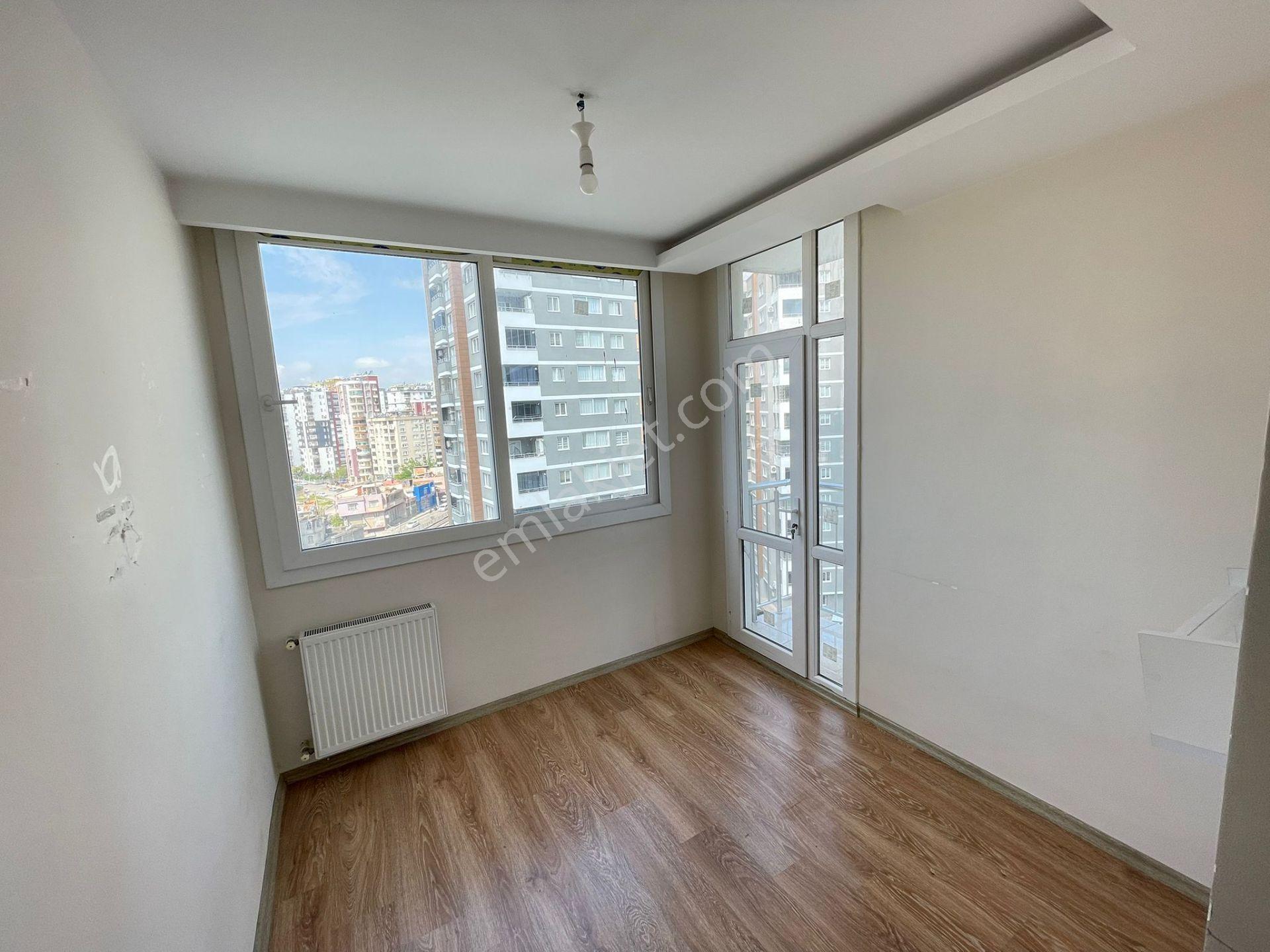 Mavi Bulvar Groseri Market Civarı 3+1 Kombili Daire - Görsel 7