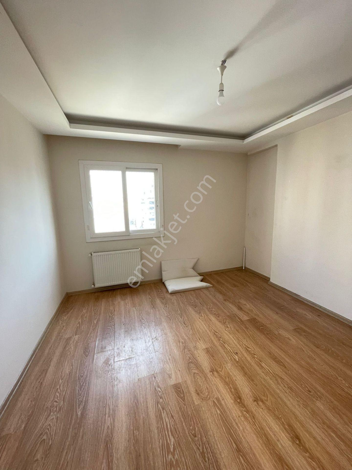 Mavi Bulvar Groseri Market Civarı 3+1 Kombili Daire - Görsel 19