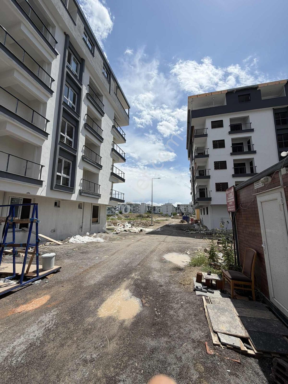 Seyrekte Satılık Daire 1+1 Fırsat 2 Aya Teslim Tapu Ruhsat Hazır - Görsel 17