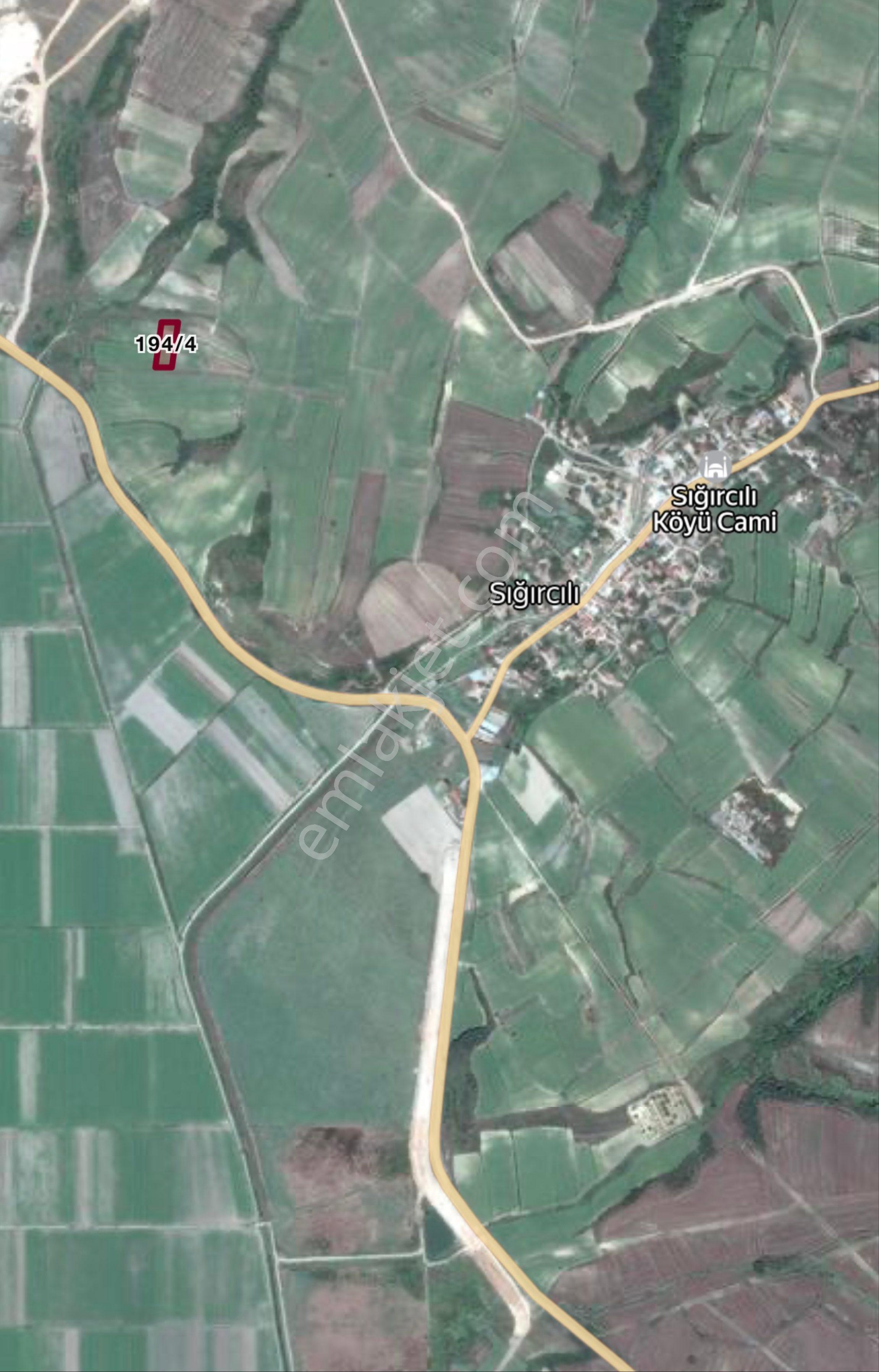 Satılık Uzun Köprüde 2253m2 Köye Yakın Tarla - Görsel 6