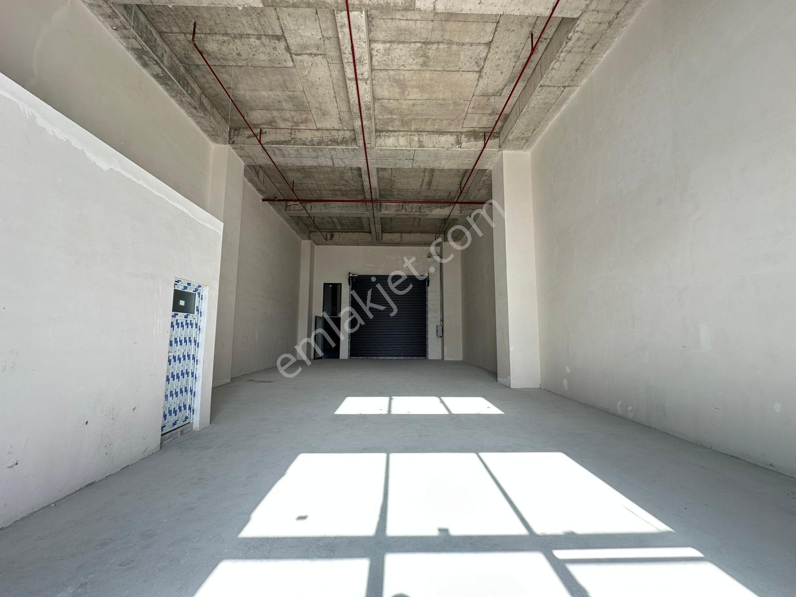 İstanbul Martim E5 Kdv Avantajlı 180m2 + 25m2 Kiralık İşyeri - Görsel 29