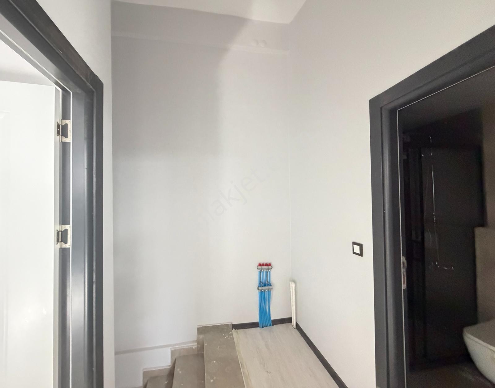 İncek'te İskanlı Önü Açık Geniş Satılık 3+1 - Görsel 28