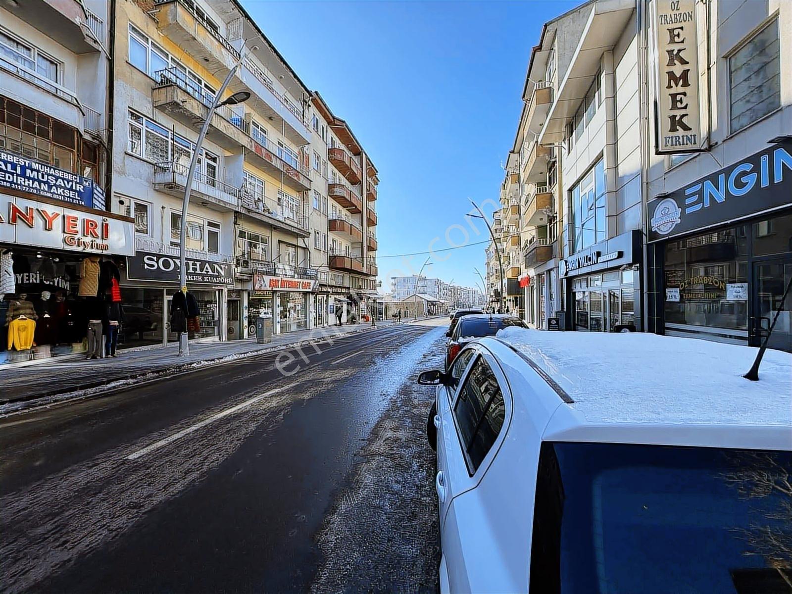 Bor Adana Caddesi 165m2 2 Katlı Satılık İşyeri Dükkann - Görsel 11