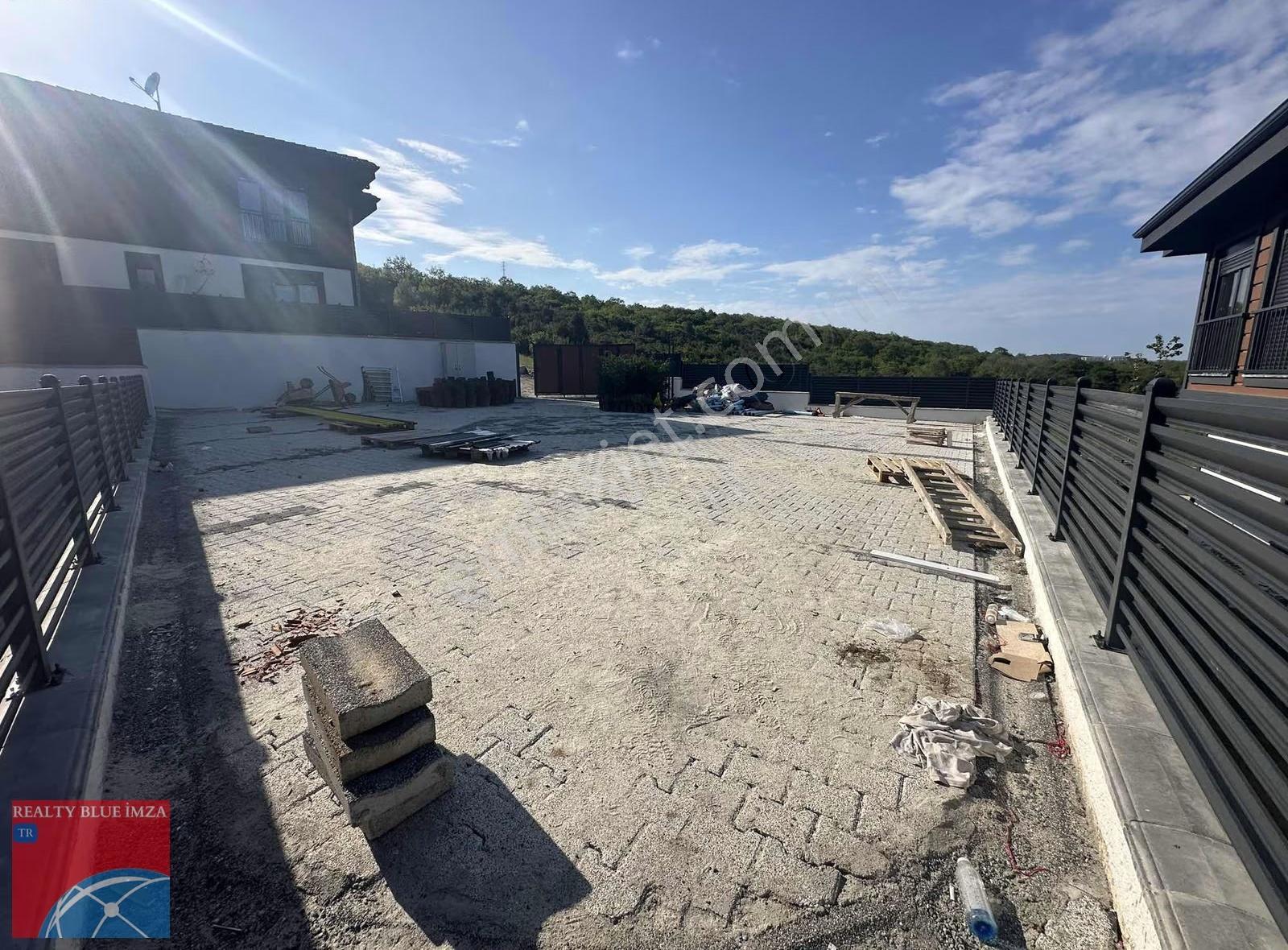 Şile Meşrutiyette Nezih Bir Sitede Fırsat Fiyatıyla Dublex Villa - Görsel 14