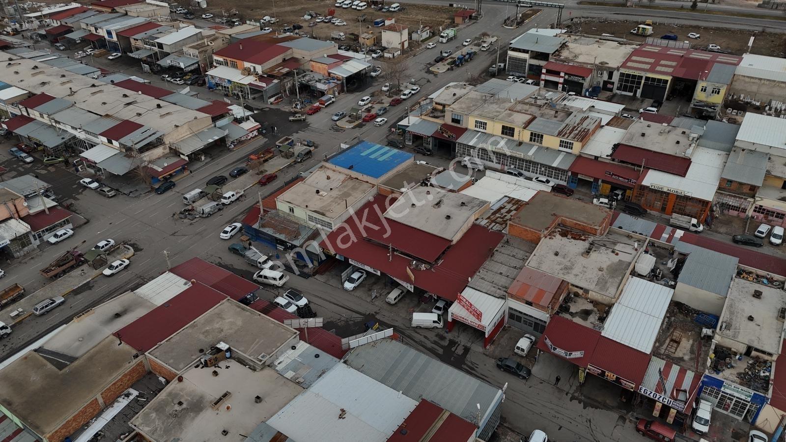 Emin Emlak Bor Sanayi Sitesi 3.blok 80 M2 Satılı İş Yeri Dükkan - Görsel 2