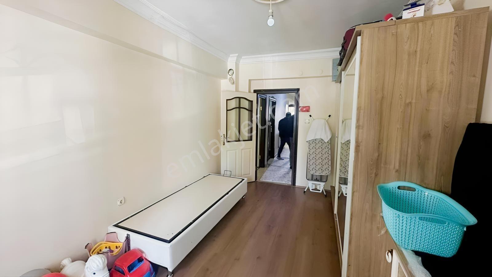 İmam Hatip Meydanı Yakını, Masrafsız, Geniş 4+1 Ara Kat Daire - Görsel 30