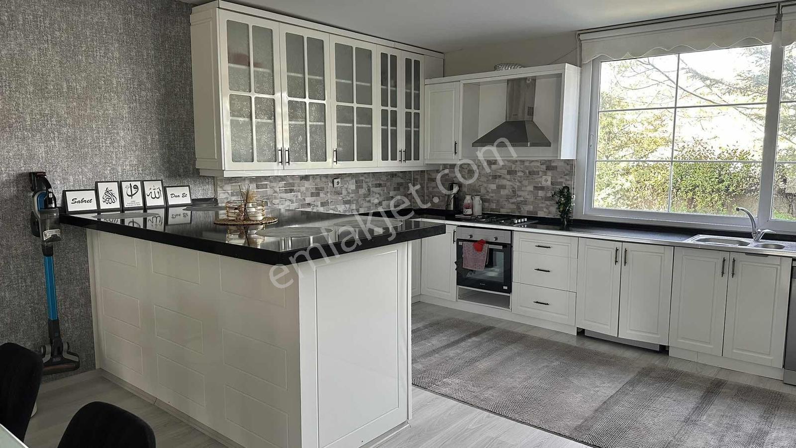 Sazlıca'da Ana Yol Üzeri Ticari İmarlı - Full Eşyalı Lüks Villa - Görsel 35