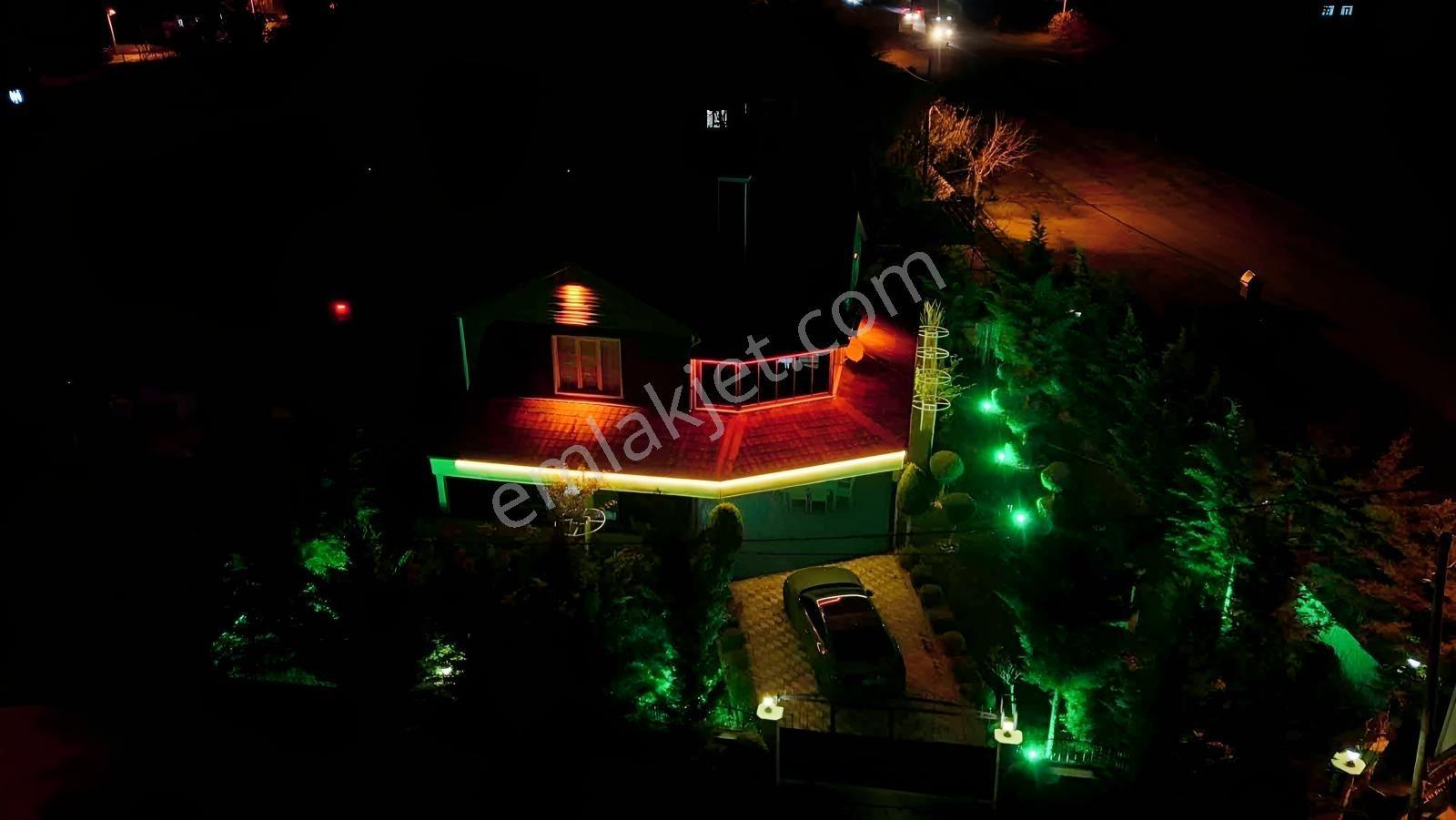 Sazlıca'da Ana Yol Üzeri Ticari İmarlı - Full Eşyalı Lüks Villa - Görsel 20