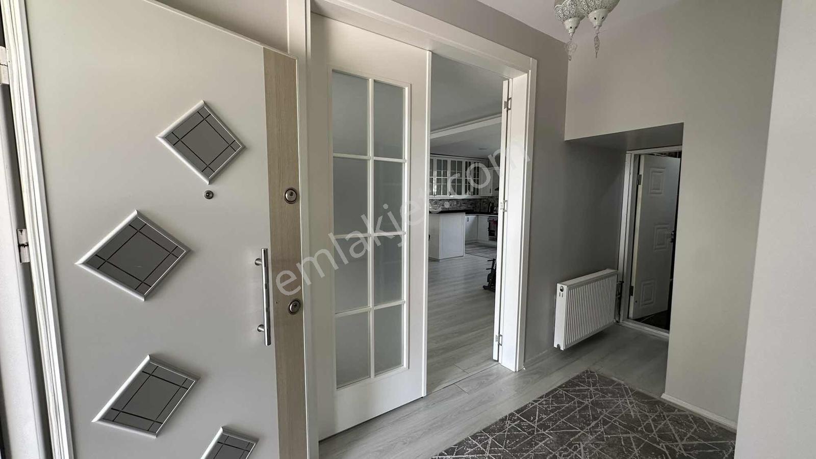 Sazlıca'da Ana Yol Üzeri Ticari İmarlı - Full Eşyalı Lüks Villa - Görsel 30