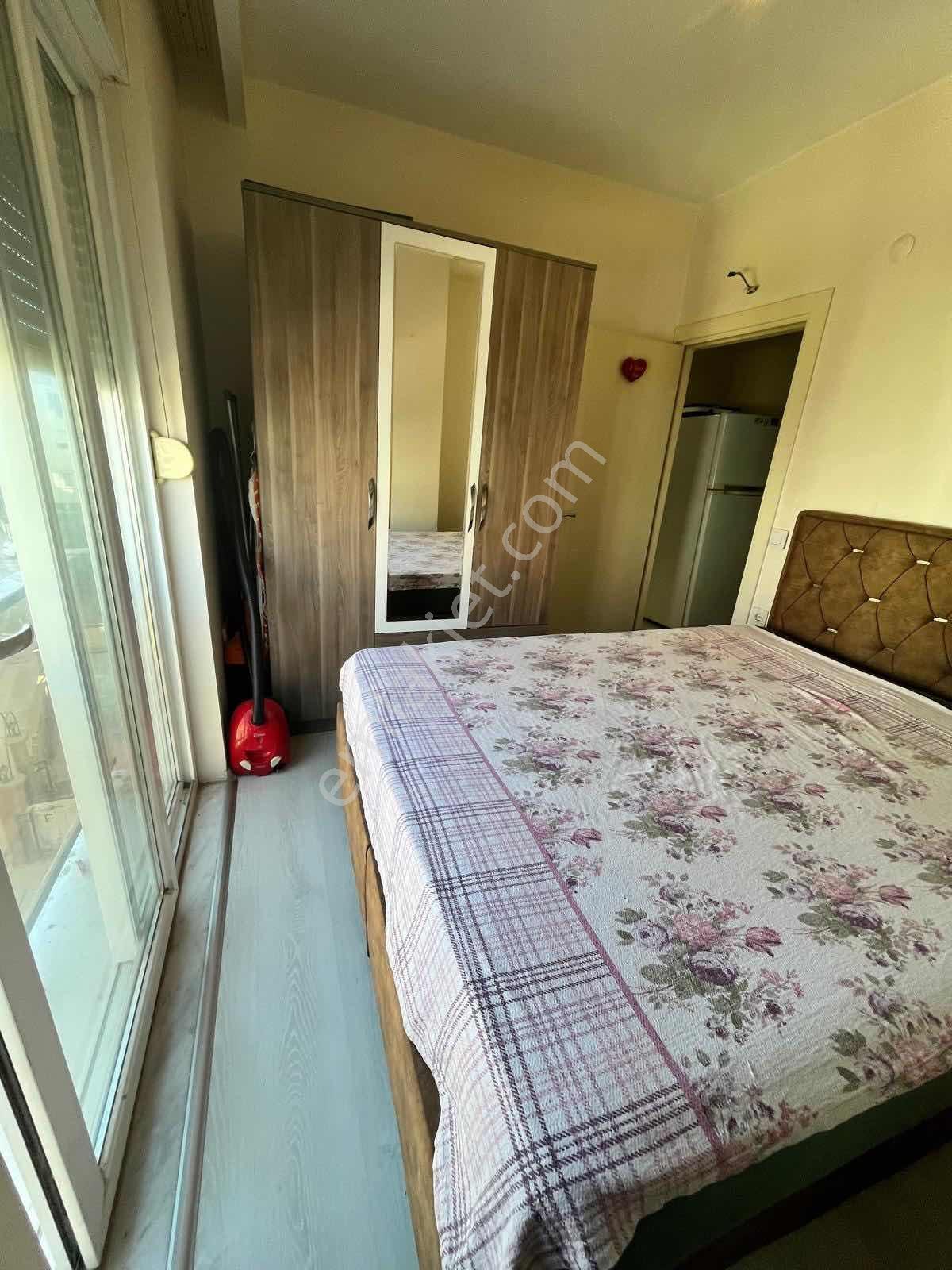 Arakat Asansörlü Full Eşyalı Güncel Kira Getirili 1+1 Satılık - Görsel 5