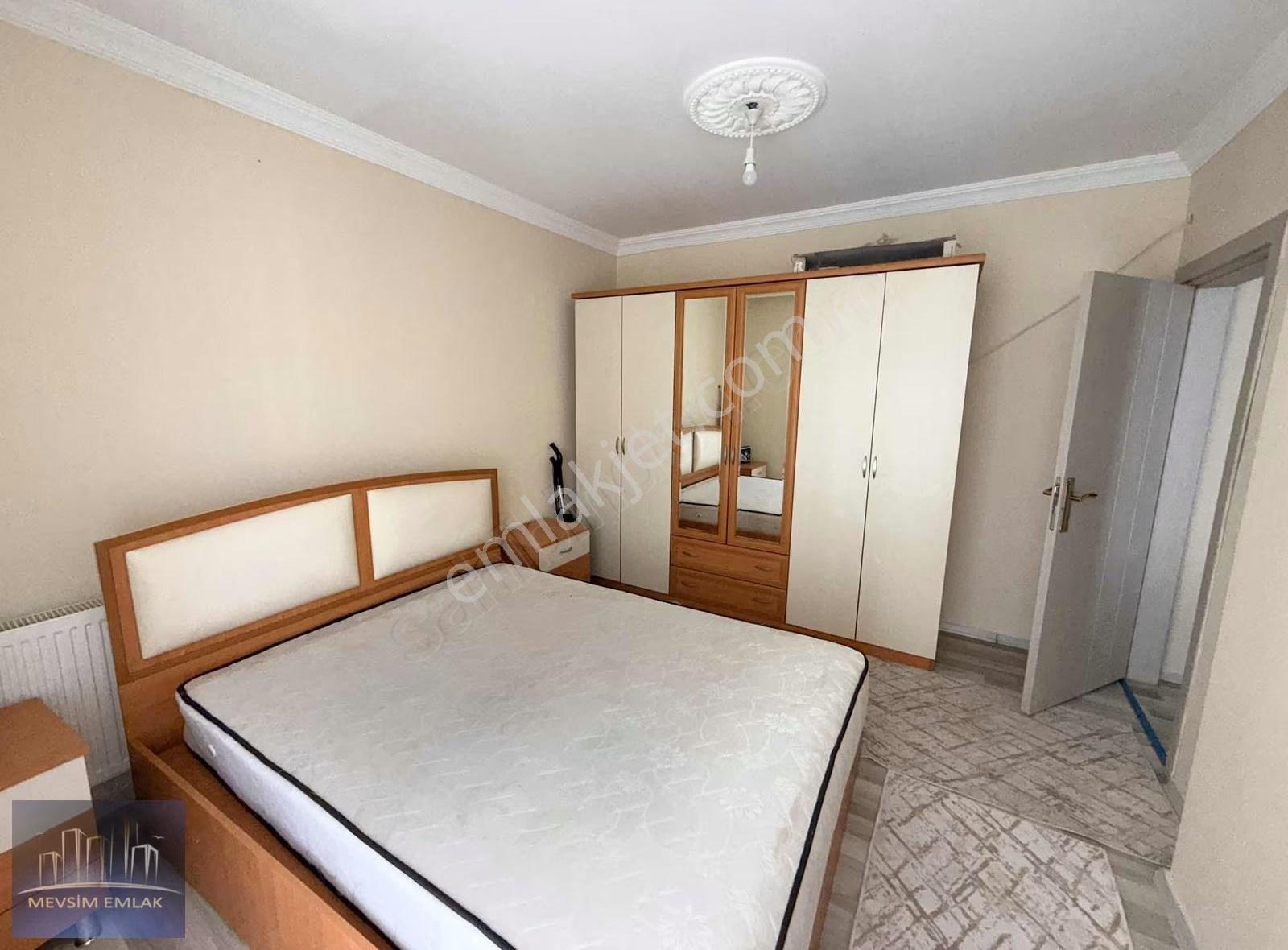 Mevsim Emlaktan Çarşı Merkezde Kiralık 1+1 Eşyalı Daire - Görsel 4