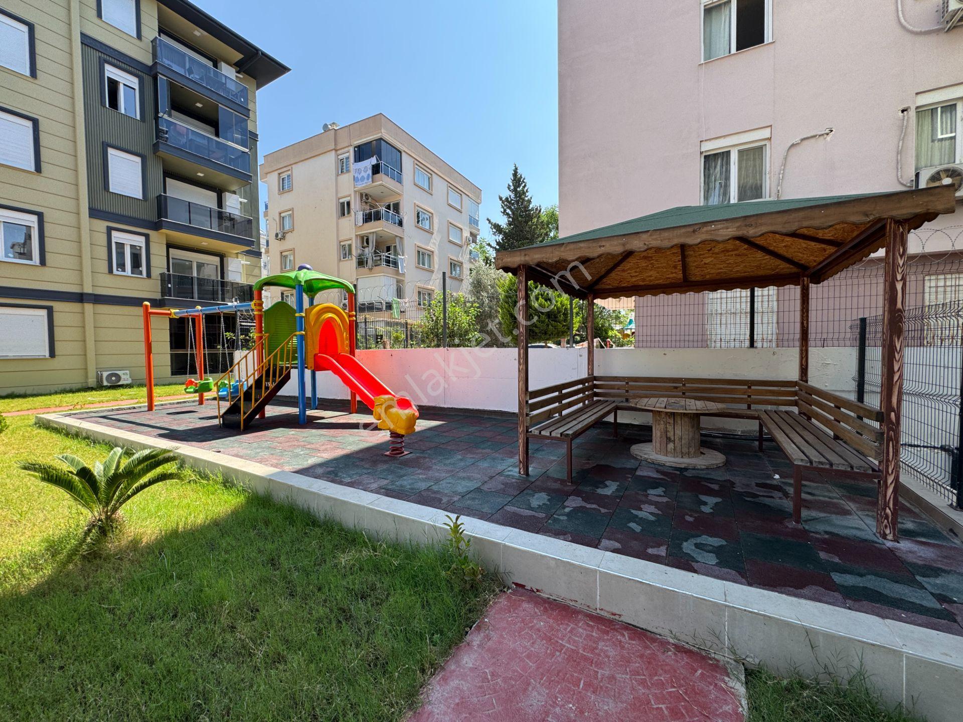 Kızıltoprak 'ta Site İçi K. Otoparklı Yerden Isıtmalı Fırsat 2+1 - Görsel 25