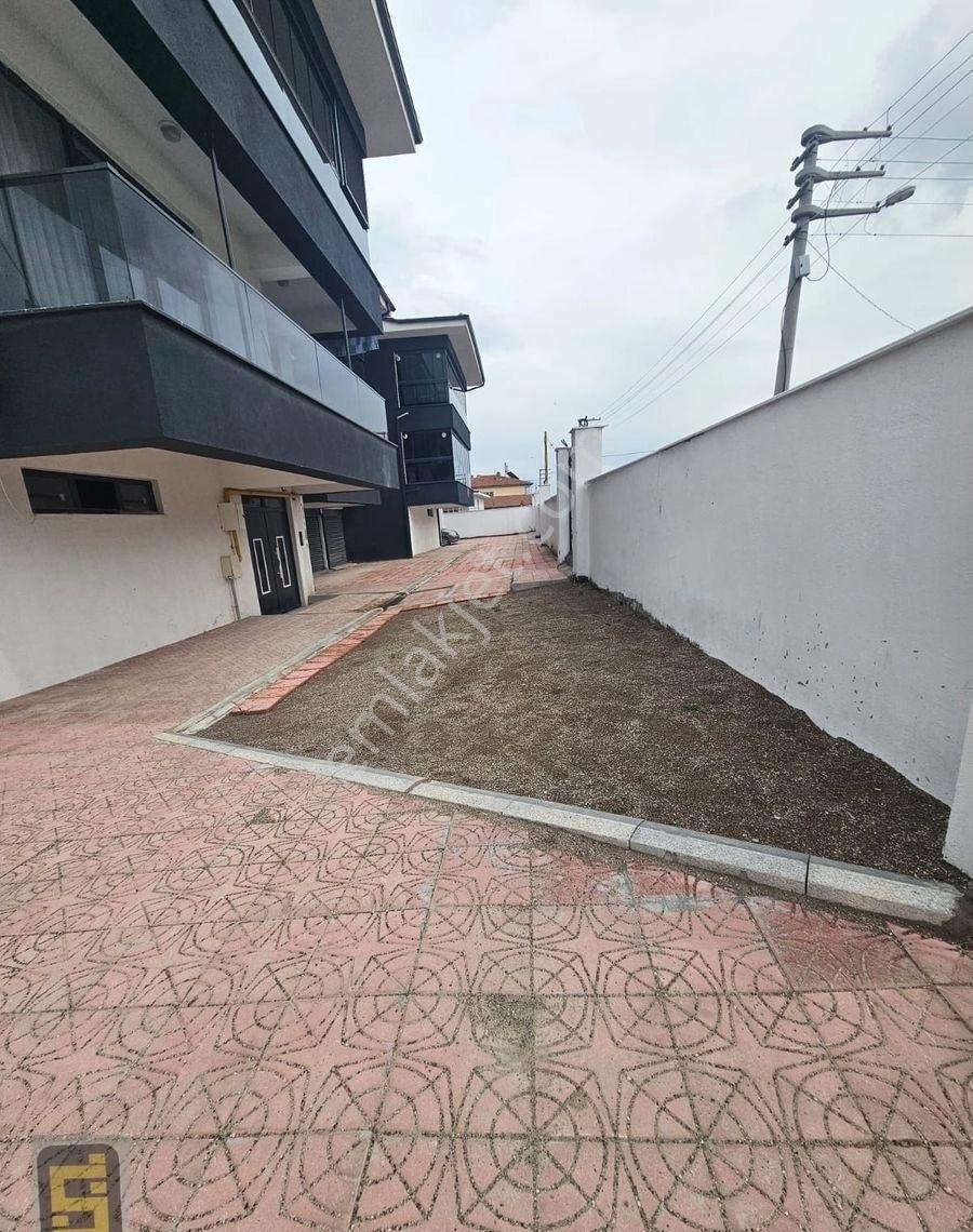 Eskişehir Sünbül İnşaat Emlak'tan Ö.garajlı Z.ısıtma Lüx 2+1 - Görsel 18