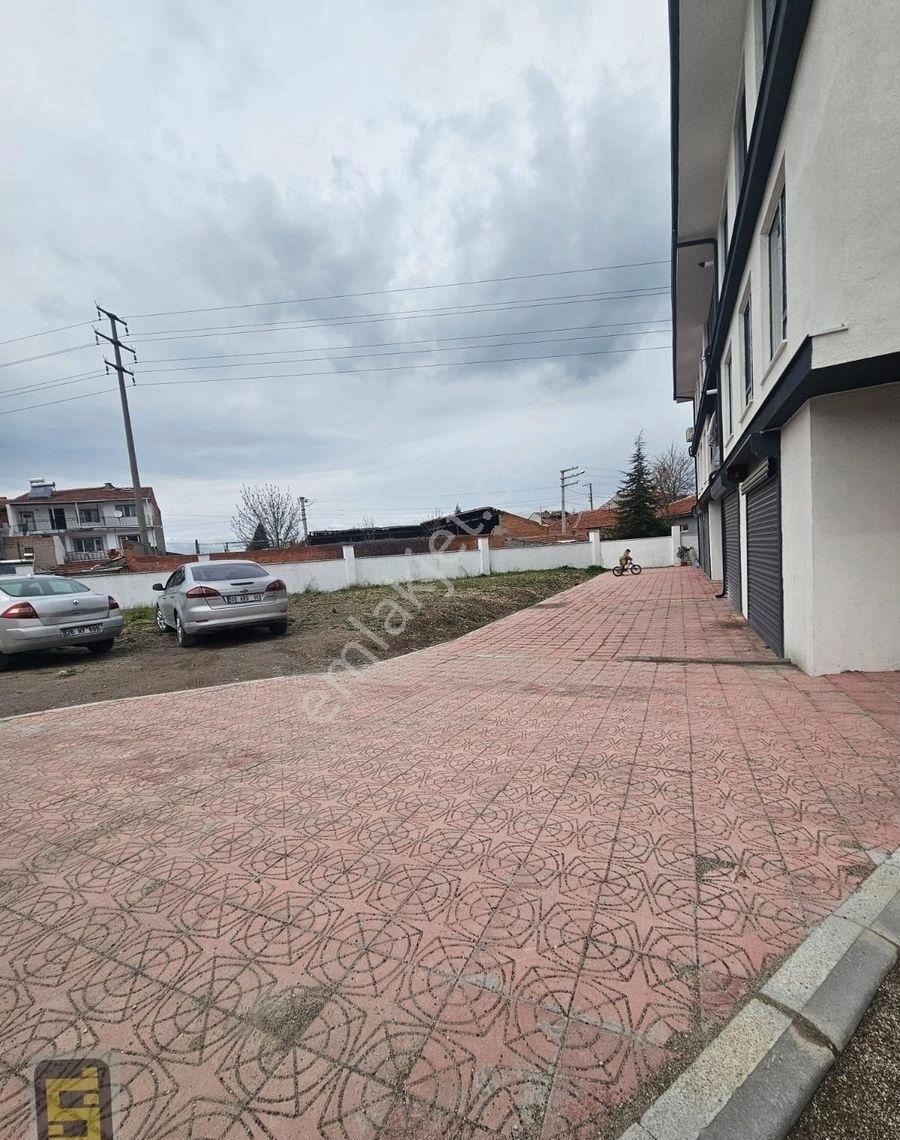 Eskişehir Sünbül İnşaat Emlak'tan Ö.garajlı Z.ısıtma Lüx 2+1 - Görsel 19