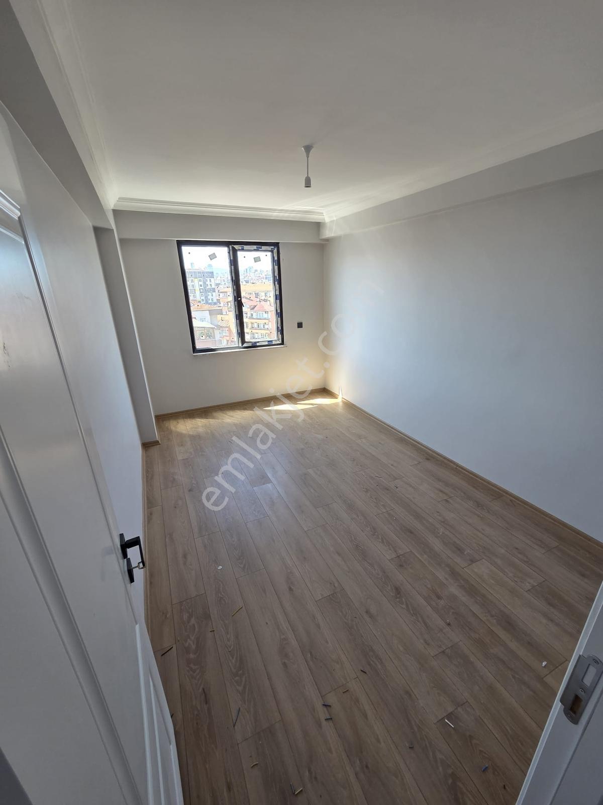 Rookzdoruk'dn Çınardere Metroya Yakın, Önü Açık Ferah Modern 2+1 - Görsel 15
